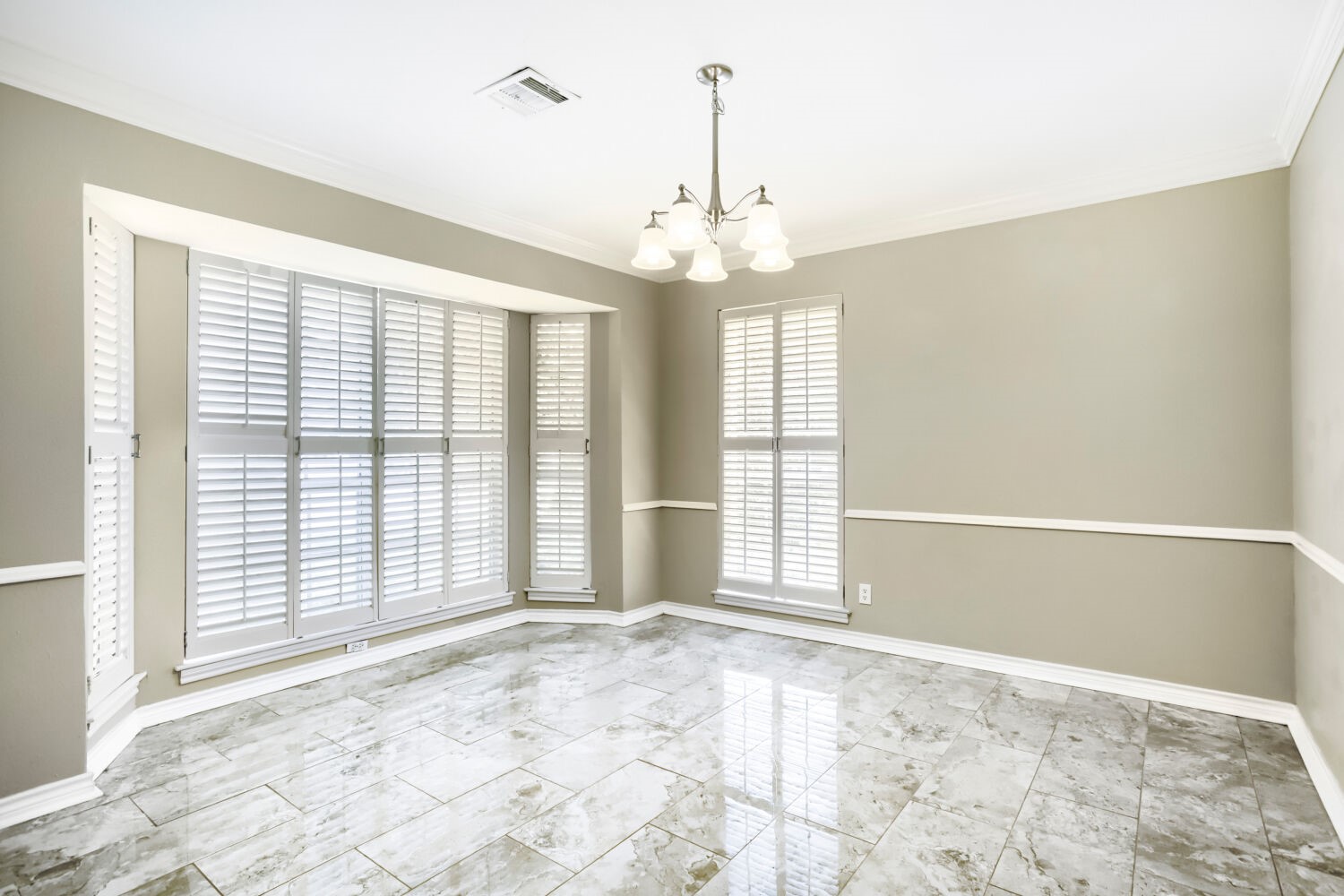 10903 Tupper Lake Drive Property Photo 7