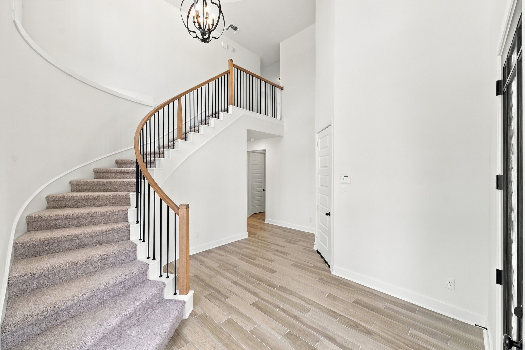 28726 Mount Bonnell Lane Property Photo 9
