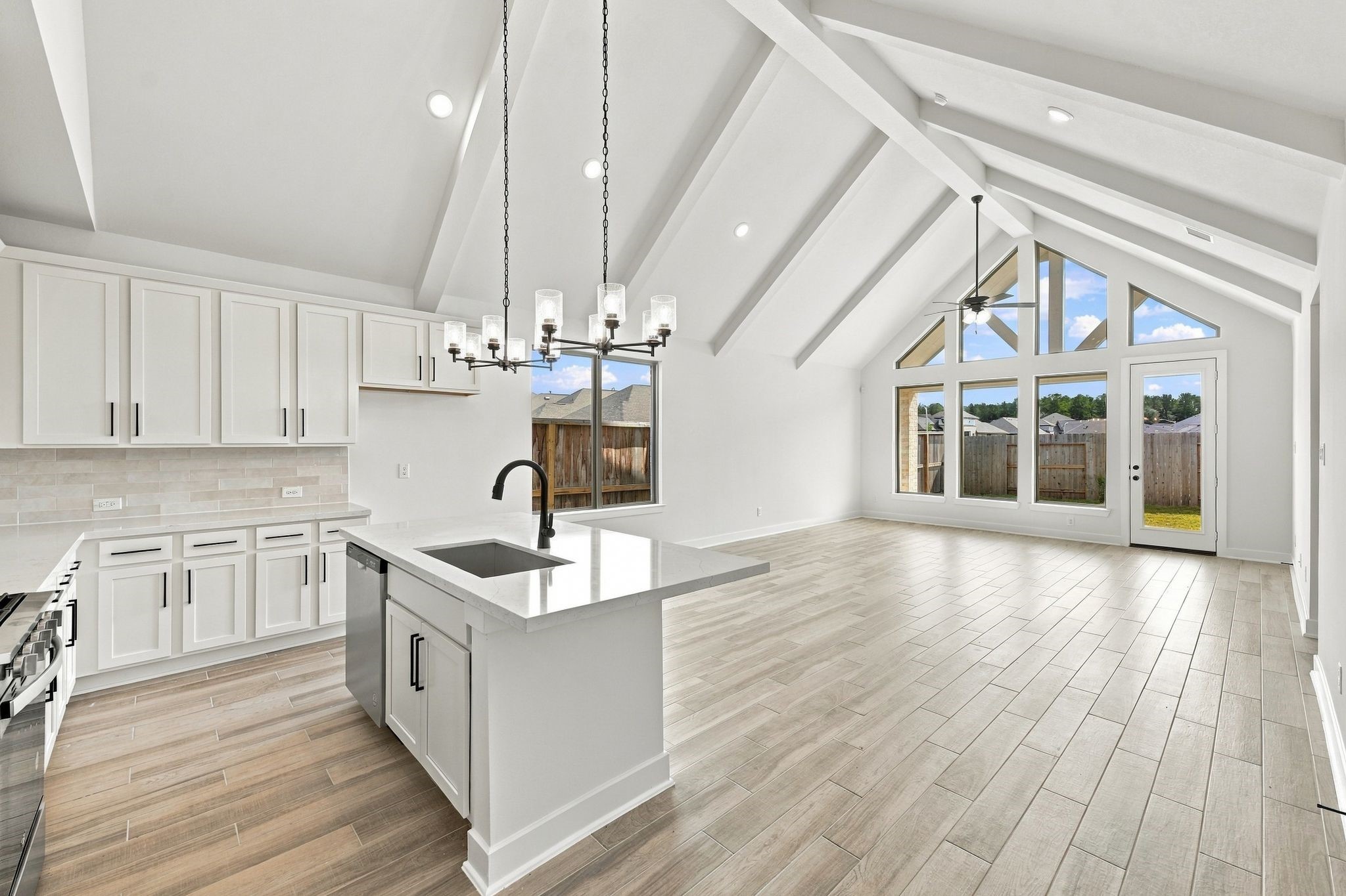 28726 Mount Bonnell Lane Property Photo 16