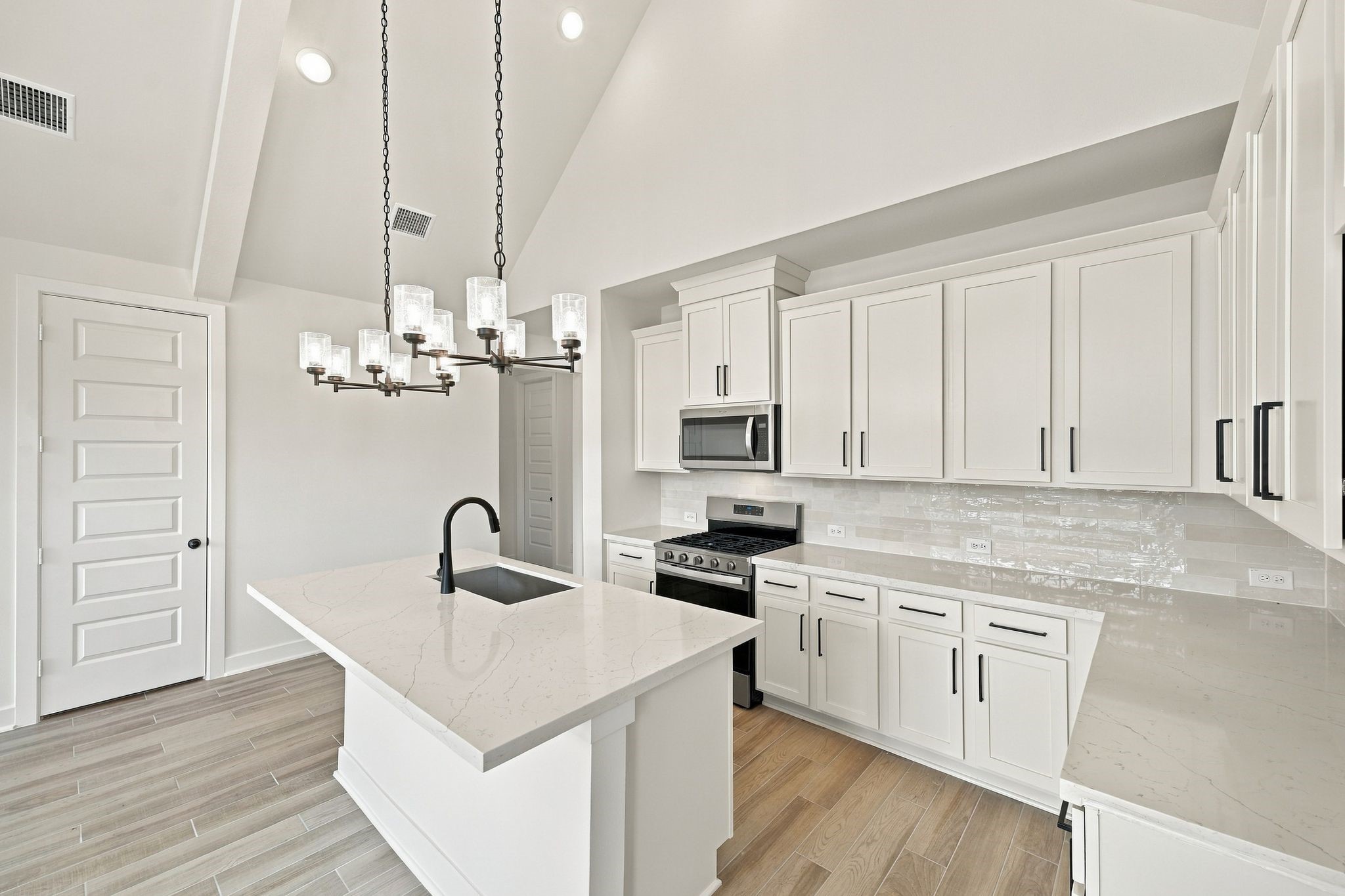 28726 Mount Bonnell Lane Property Photo 18