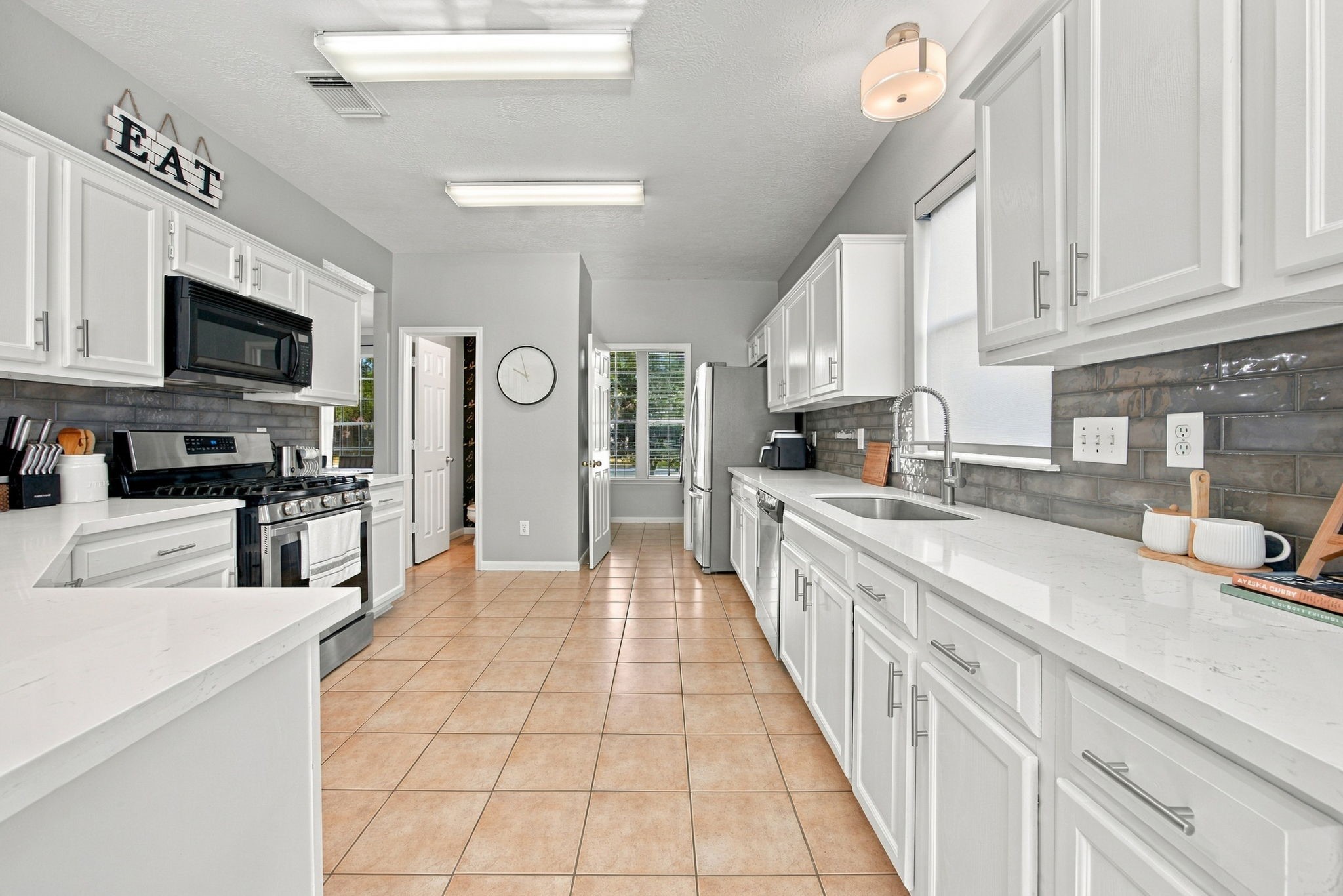 20934 Deauville Drive Property Photo 15
