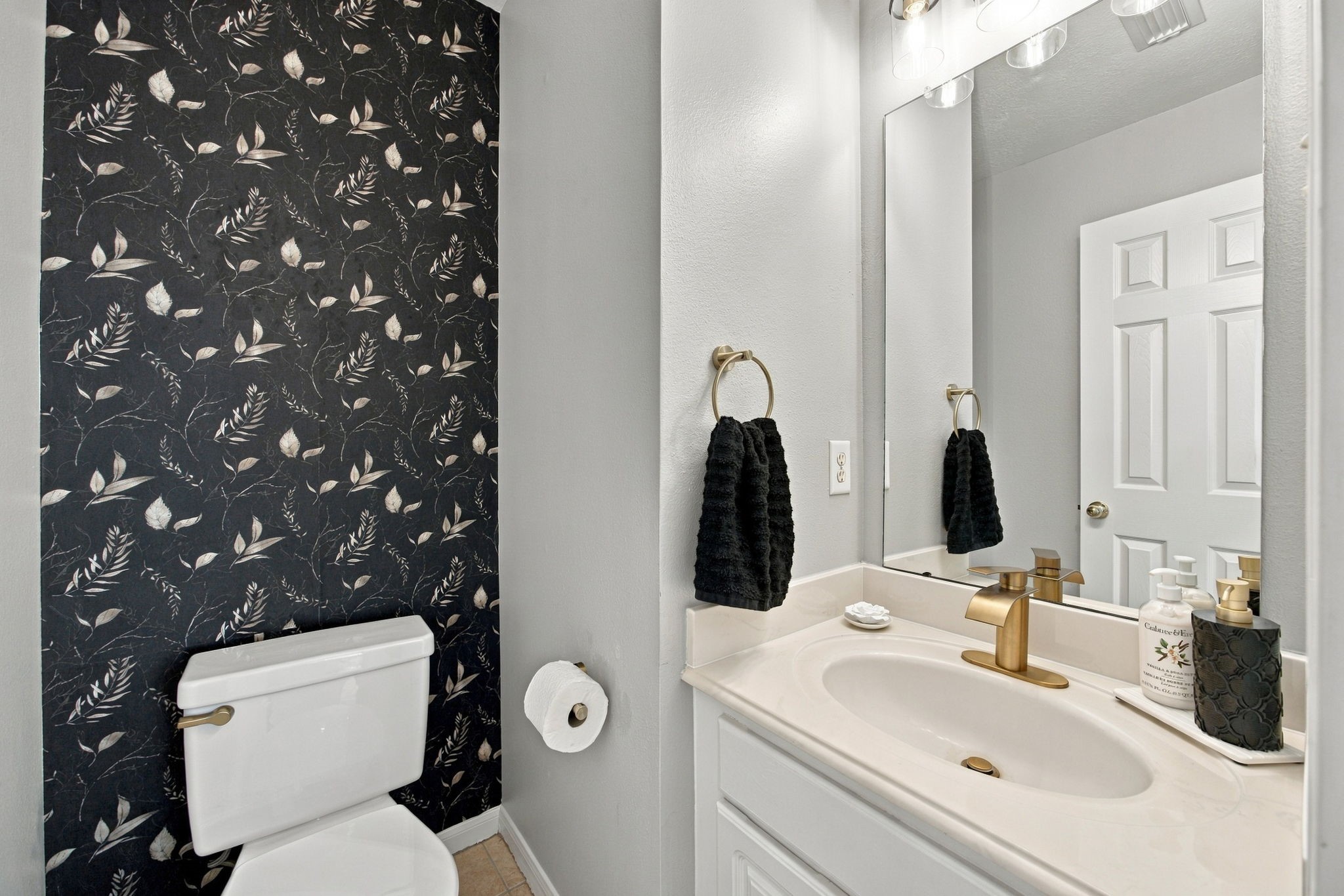 20934 Deauville Drive Property Photo 19