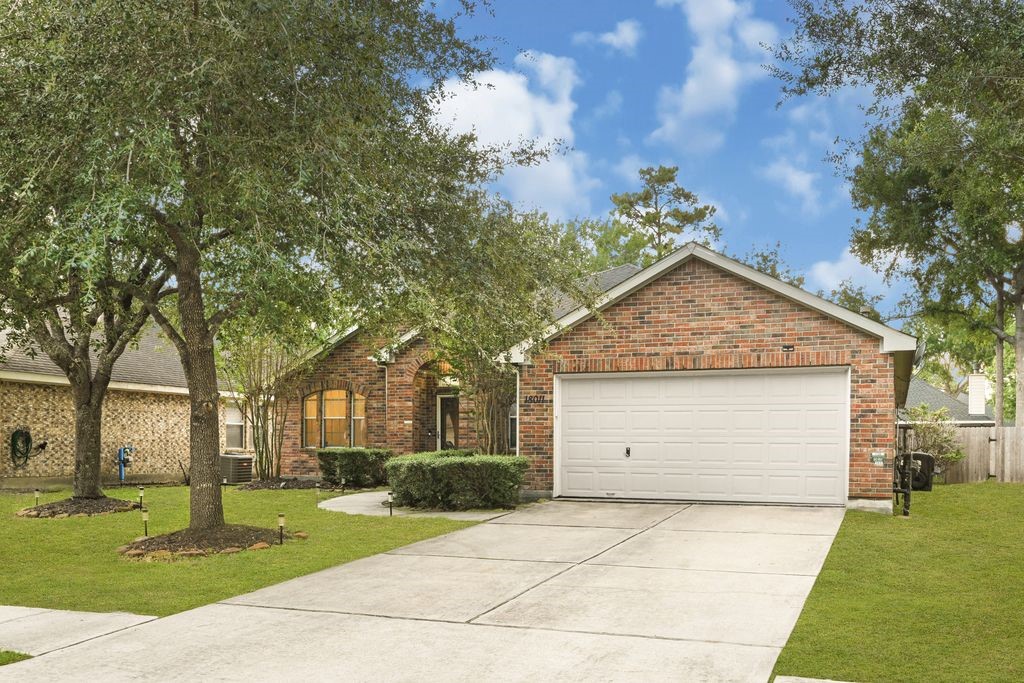 18011 Outback Lakes Trail Property Photo 3