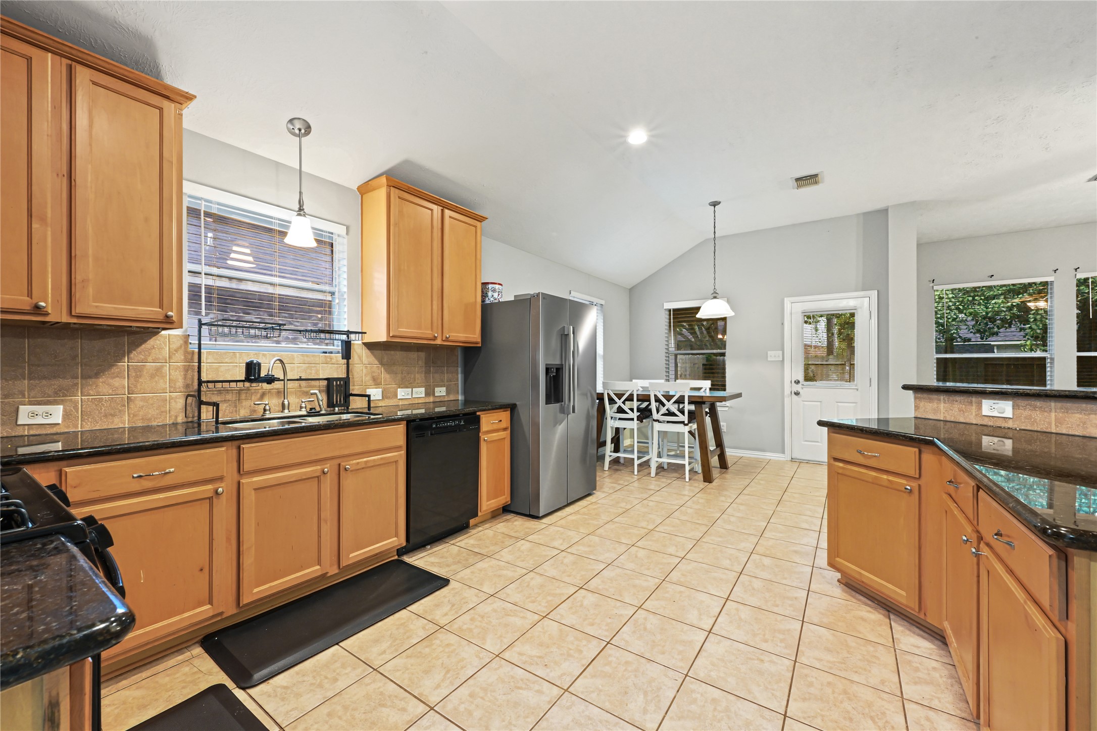 18011 Outback Lakes Trail Property Photo 11