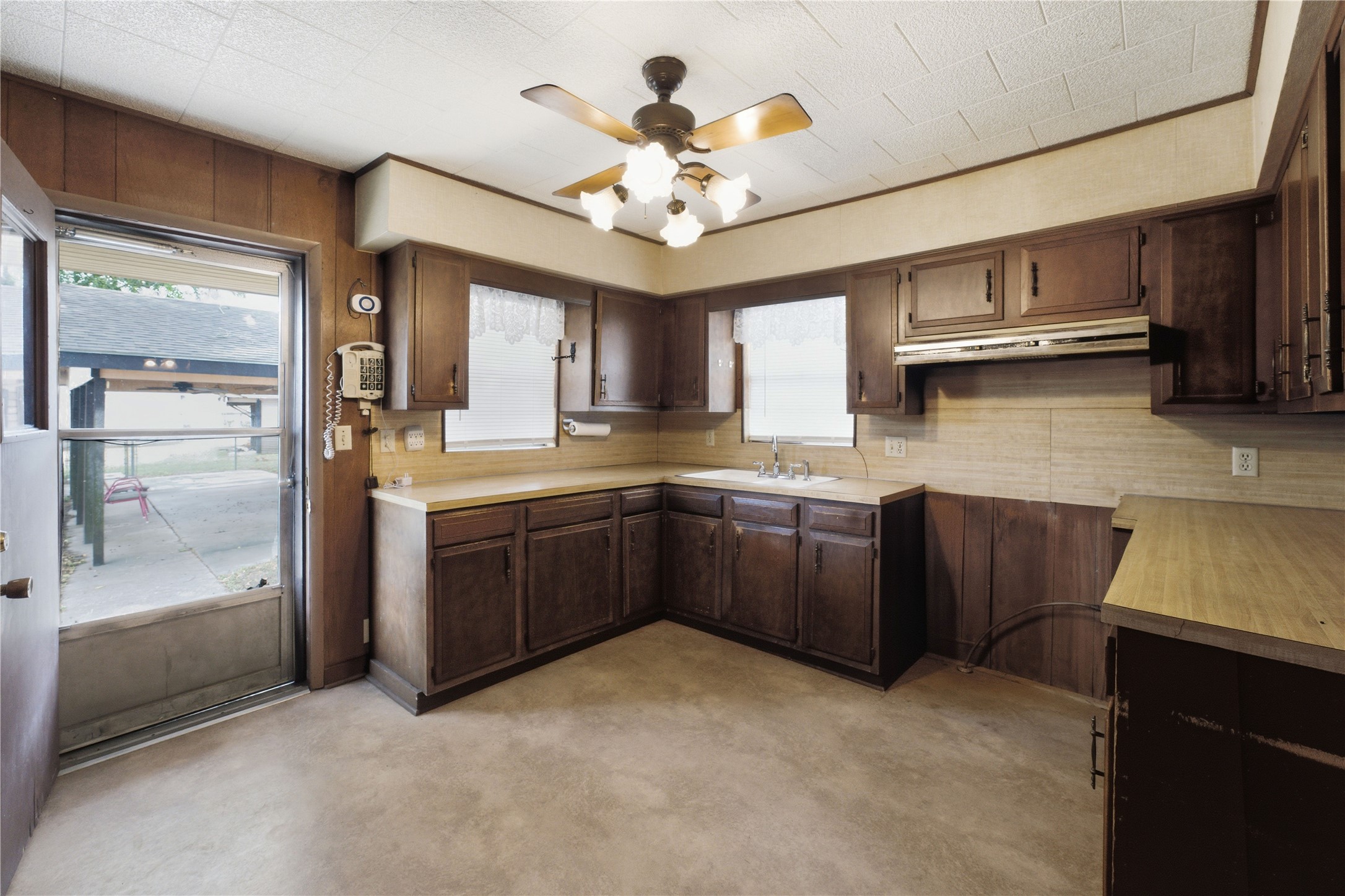 1046 Tx-71 Property Photo 16