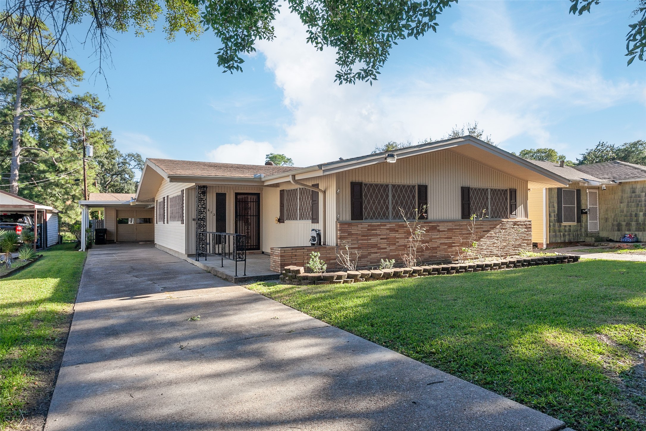 4612 Redbird Street Property Photo 1