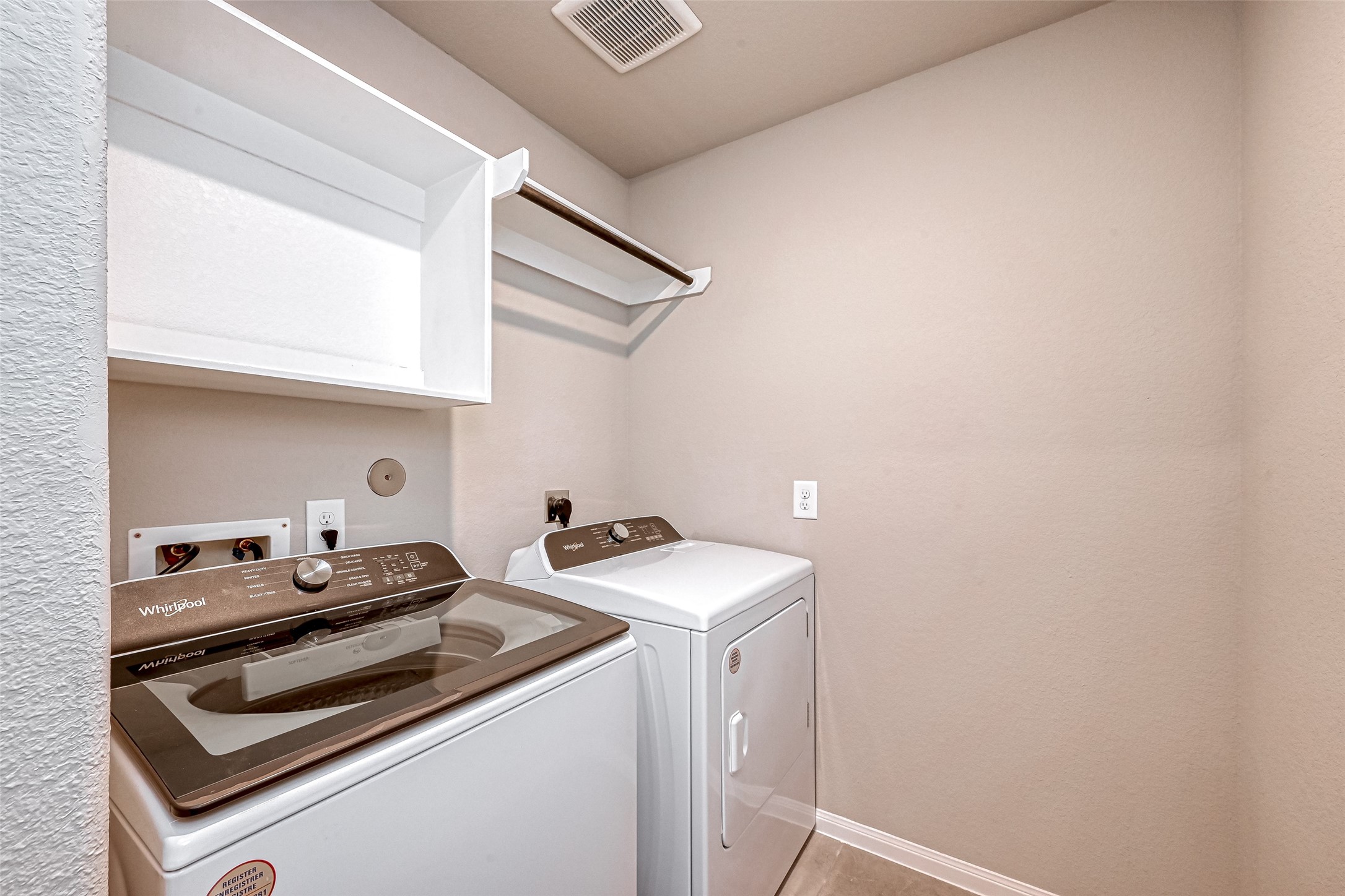 17629 Rosette Grass Drive Property Photo 9