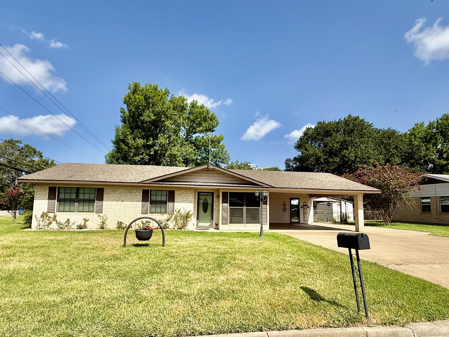 110 Glenview Street Property Photo 1