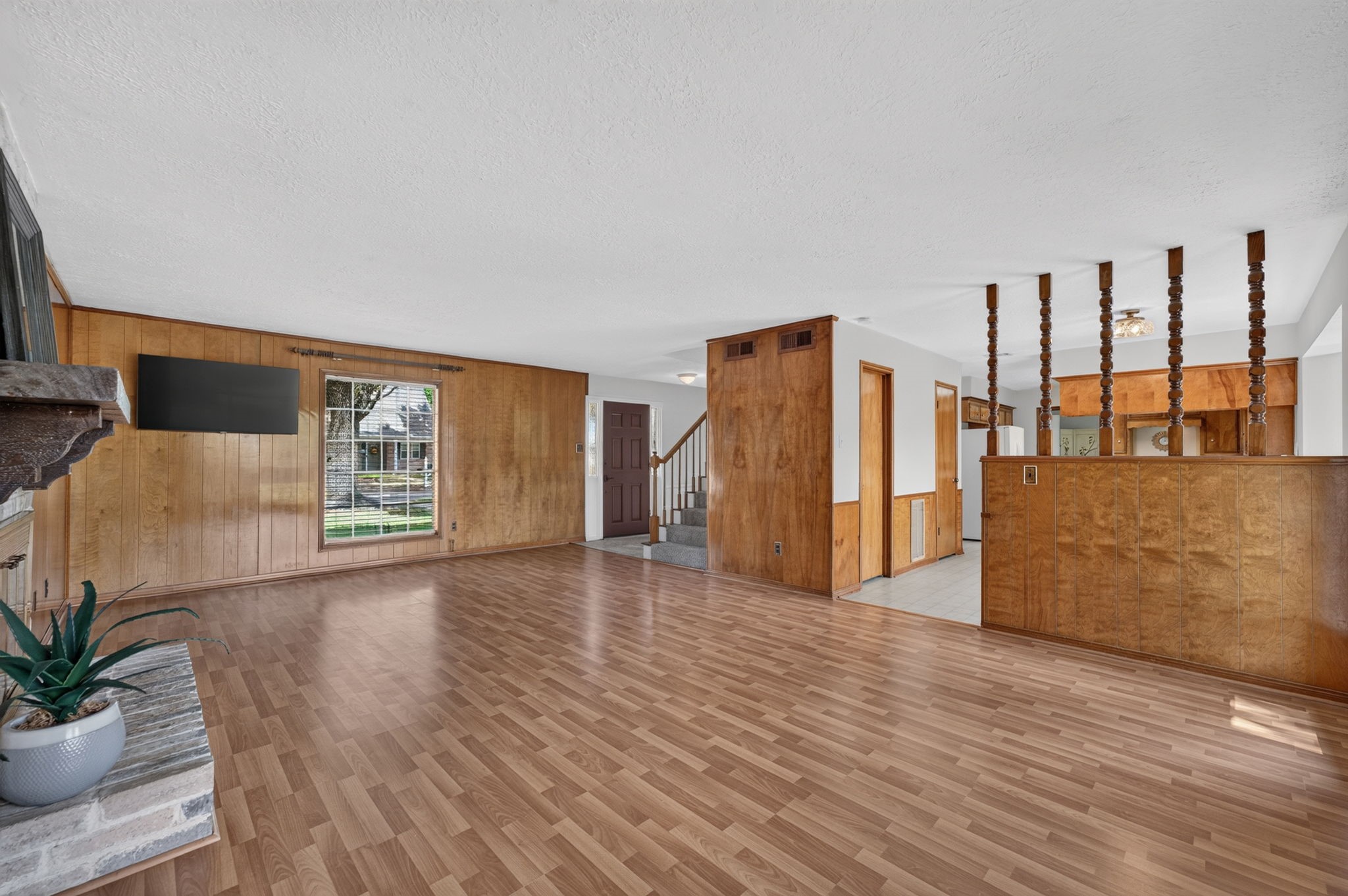 7063 Windy Pines Drive Property Photo 5