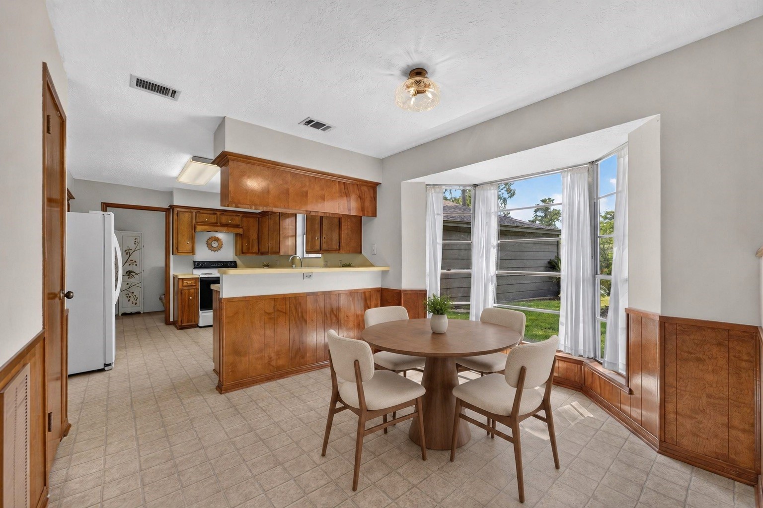 7063 Windy Pines Drive Property Photo 8