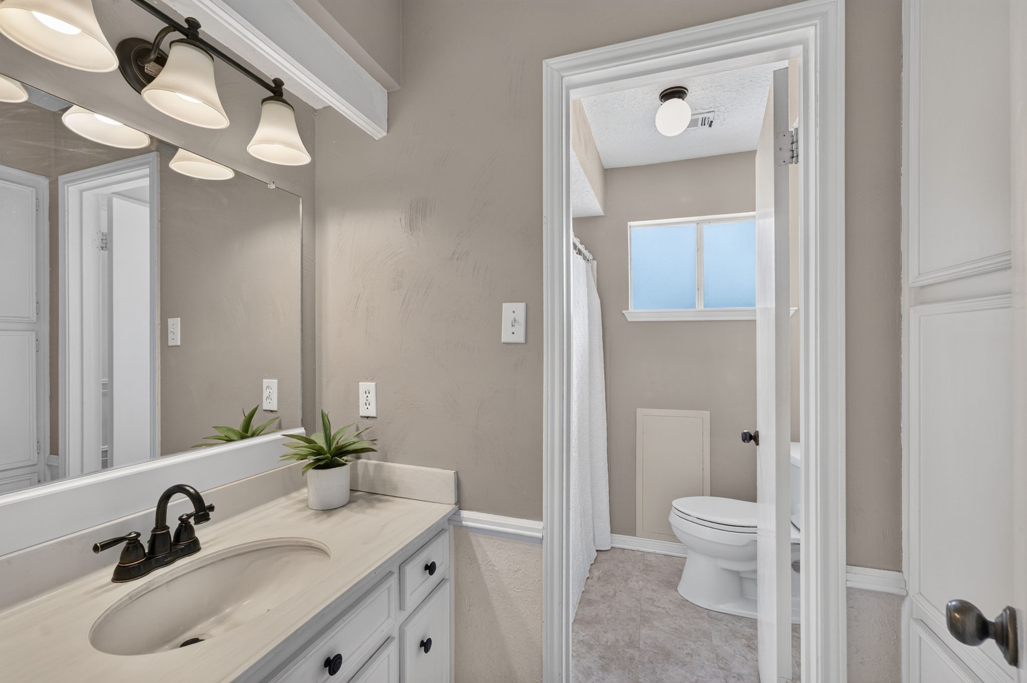 7063 Windy Pines Drive Property Photo 14