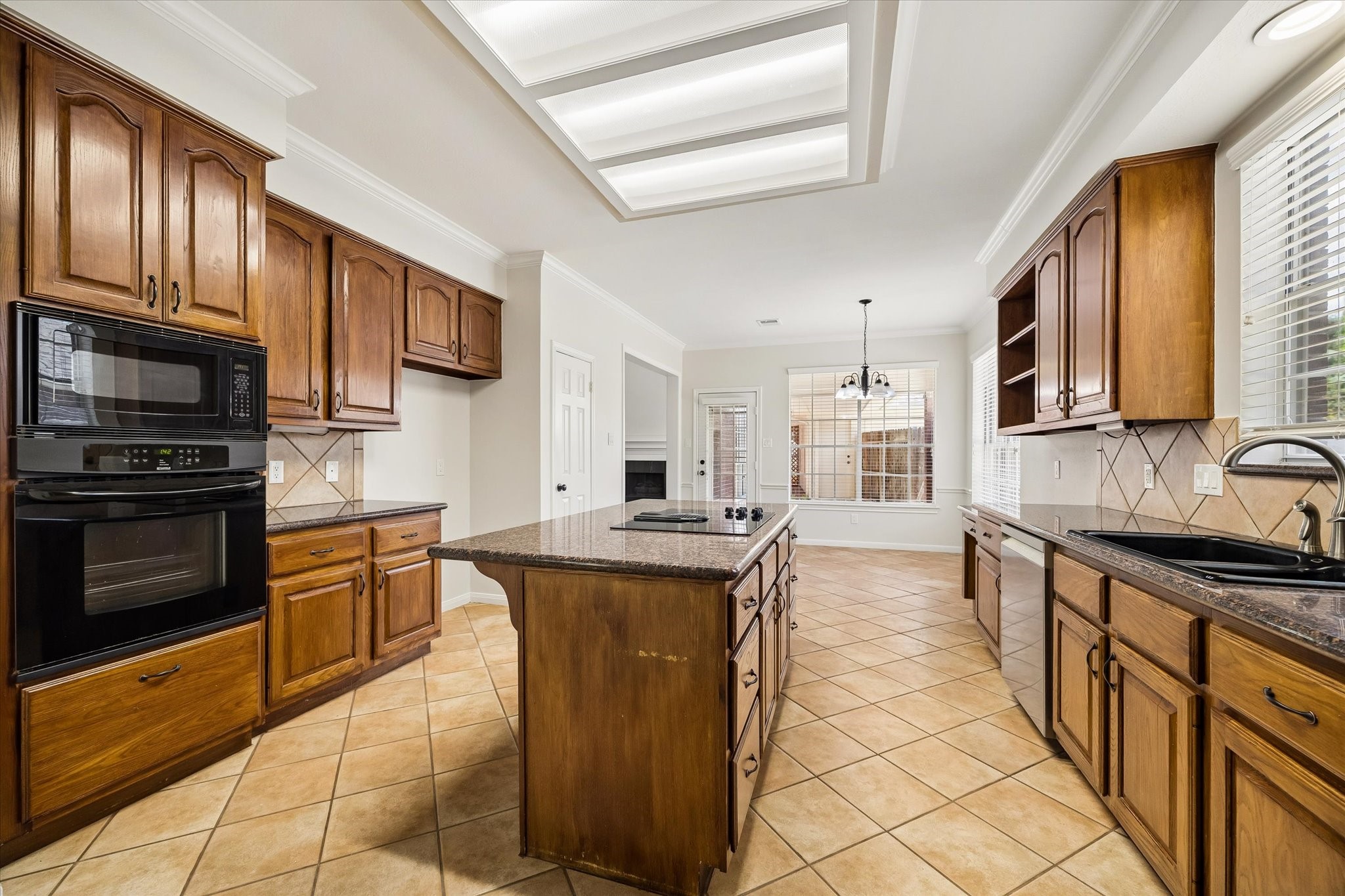 4103 Stone Edge Court Property Photo 8