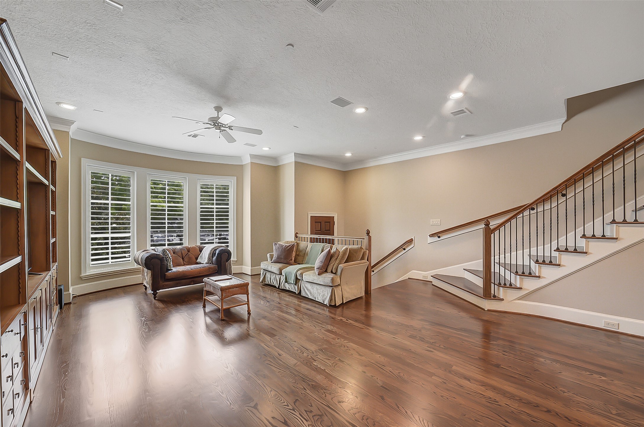 1374 Lake Pointe Parkway Property Photo 5