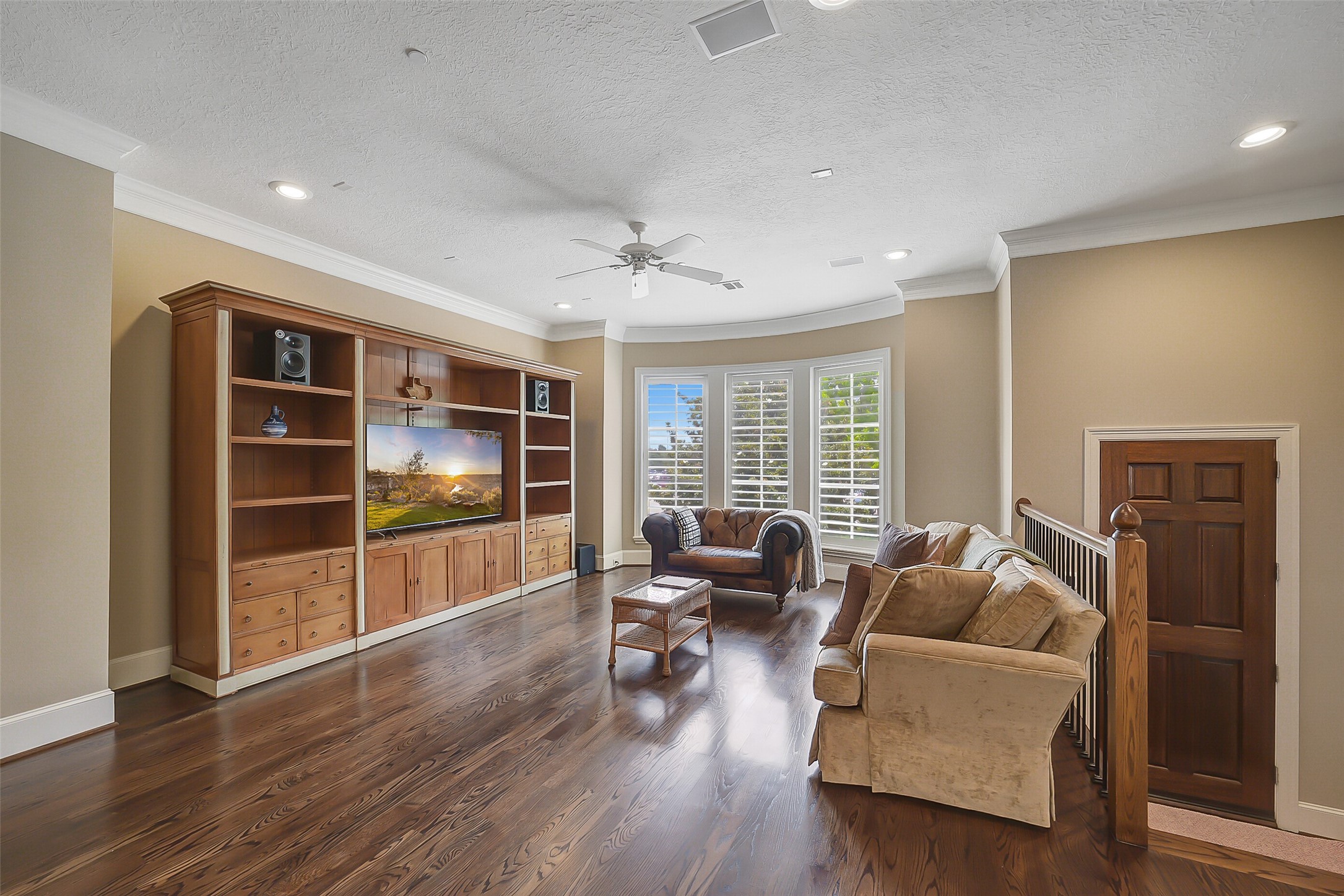1374 Lake Pointe Parkway Property Photo 6