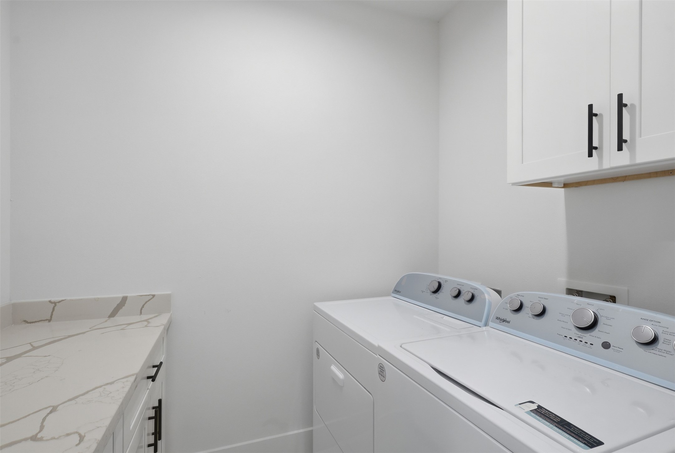 6833 Paris Street Property Photo 12