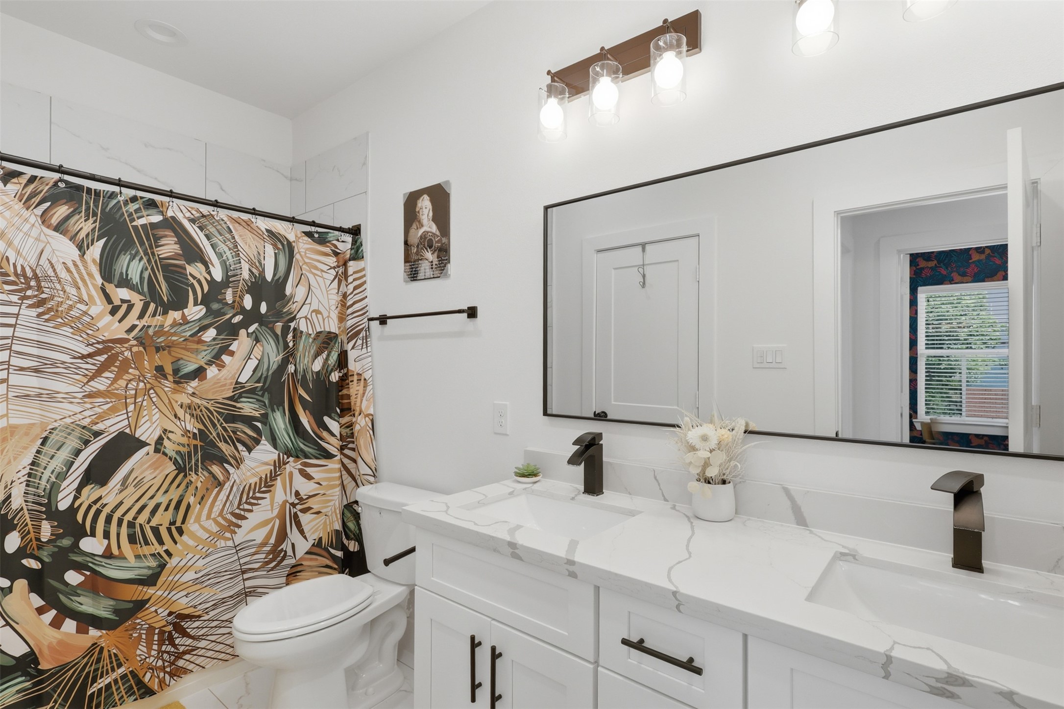 6833 Paris Street Property Photo 17