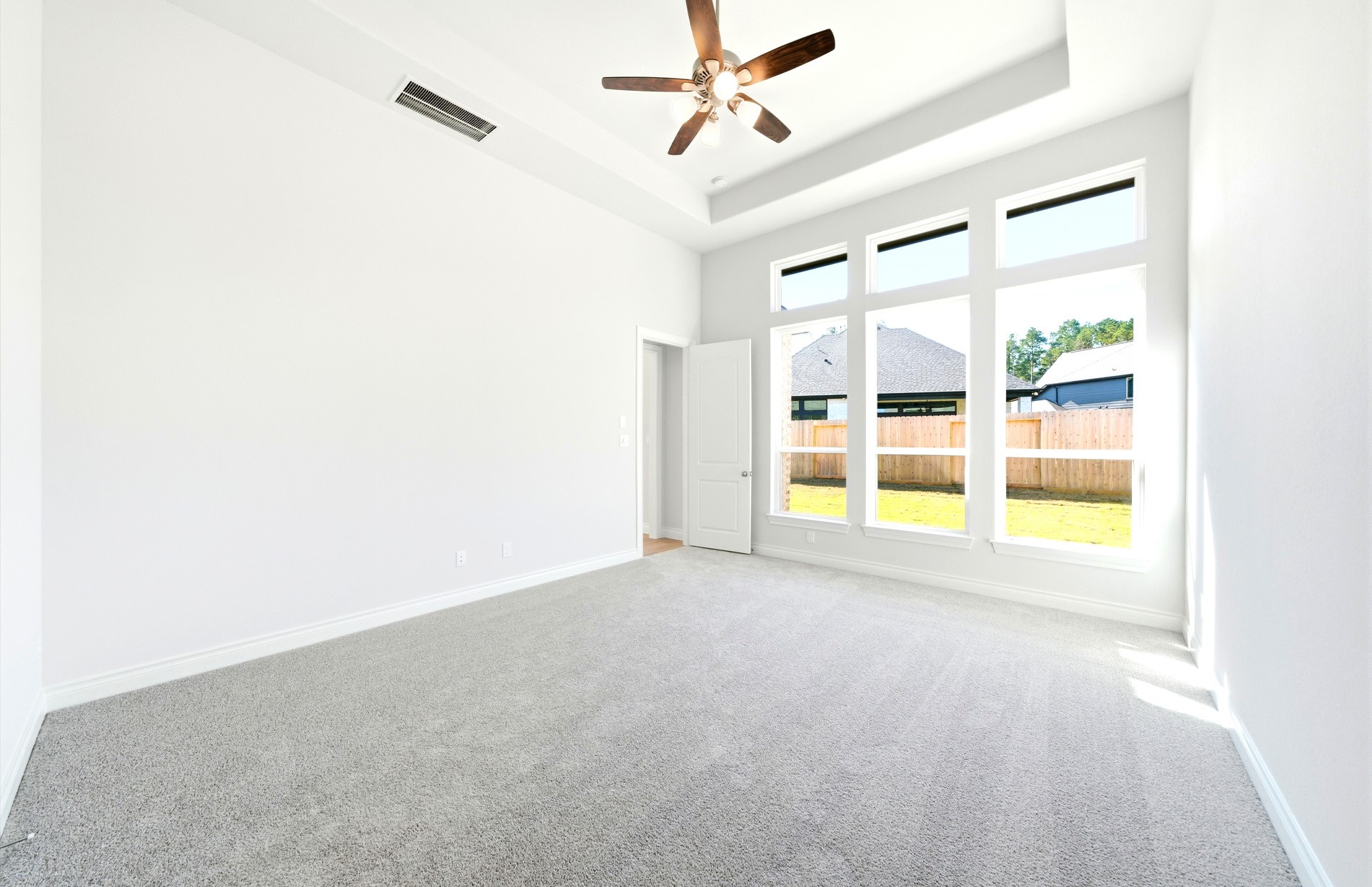 9726 Roaring River Falls Lane Property Photo 24