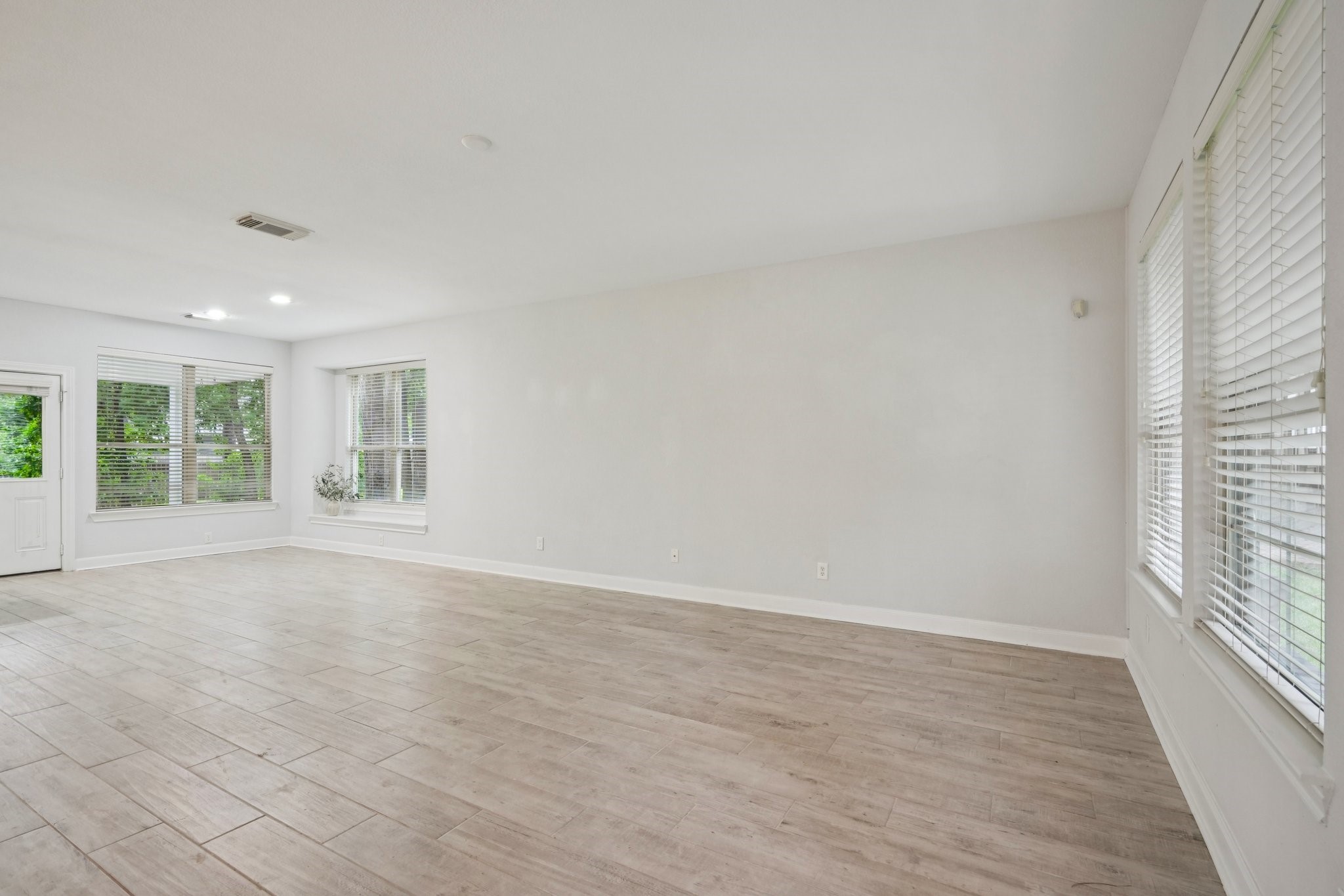 90 Panterra Way Property Photo 15