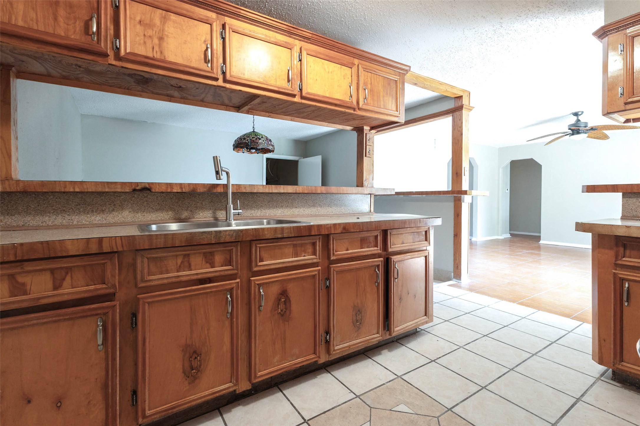 3719 Heatherbrook Drive Property Photo 5