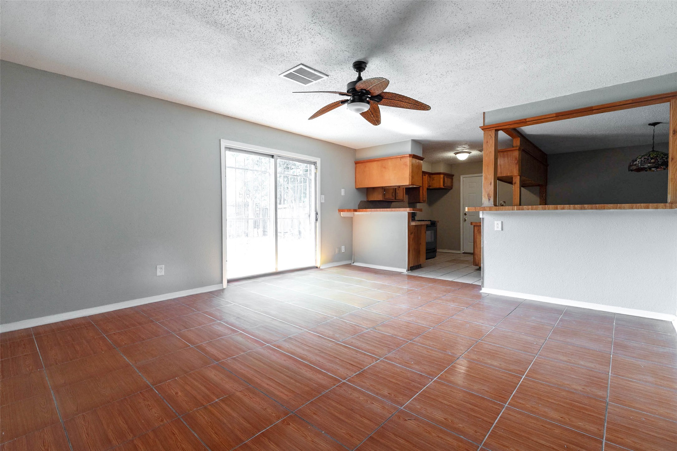 3719 Heatherbrook Drive Property Photo 7