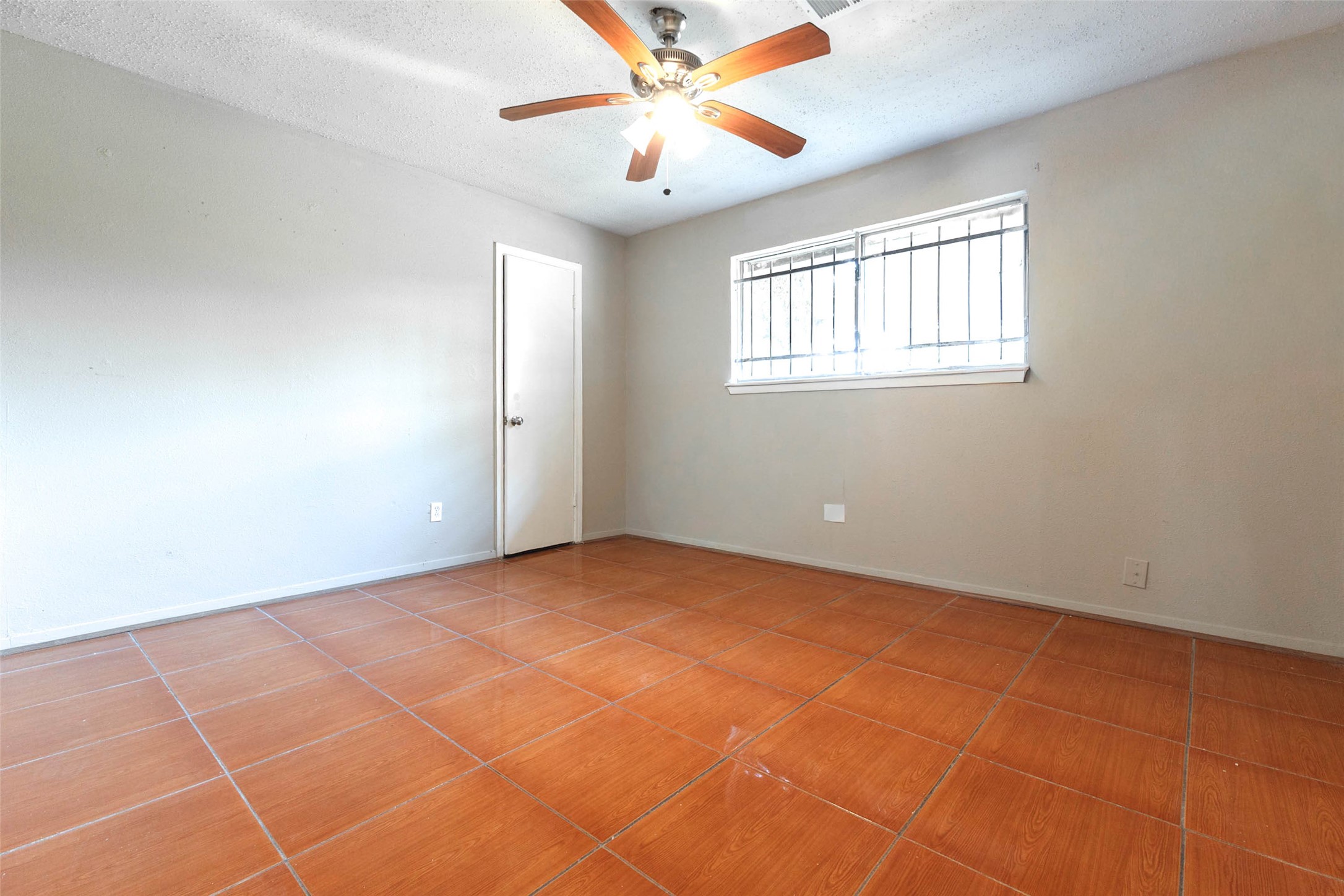 3719 Heatherbrook Drive Property Photo 10