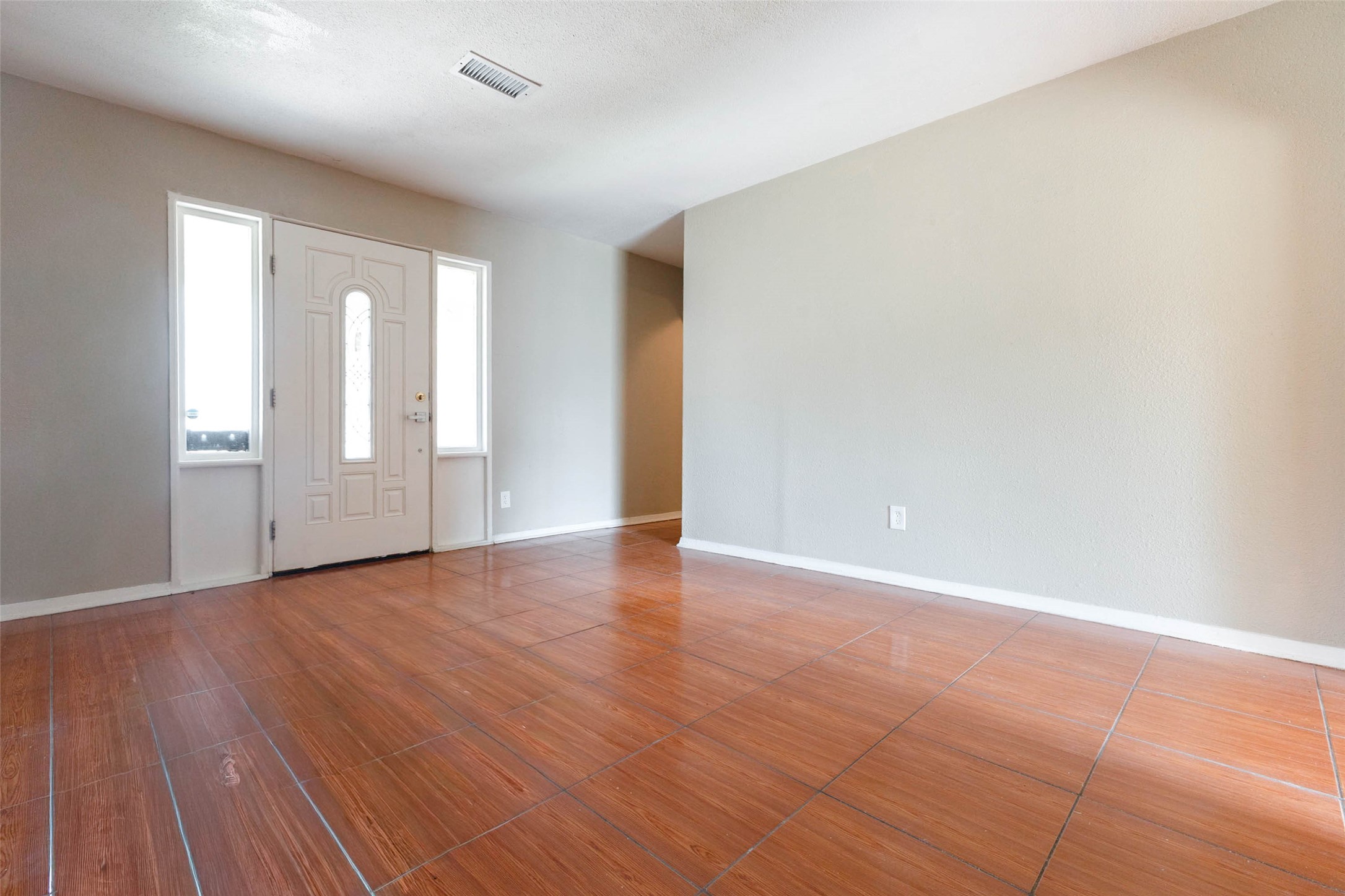3719 Heatherbrook Drive Property Photo 13