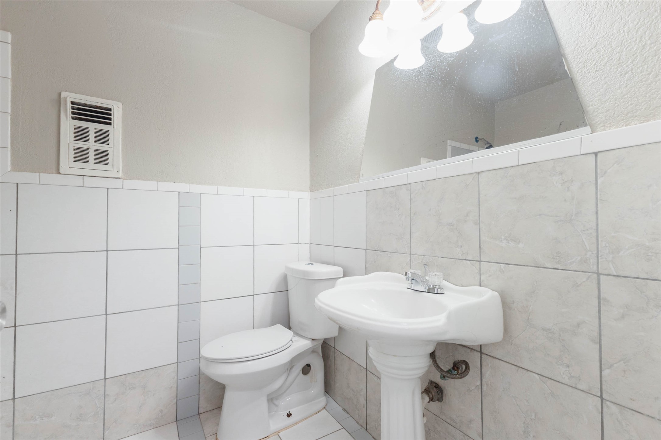 3719 Heatherbrook Drive Property Photo 15