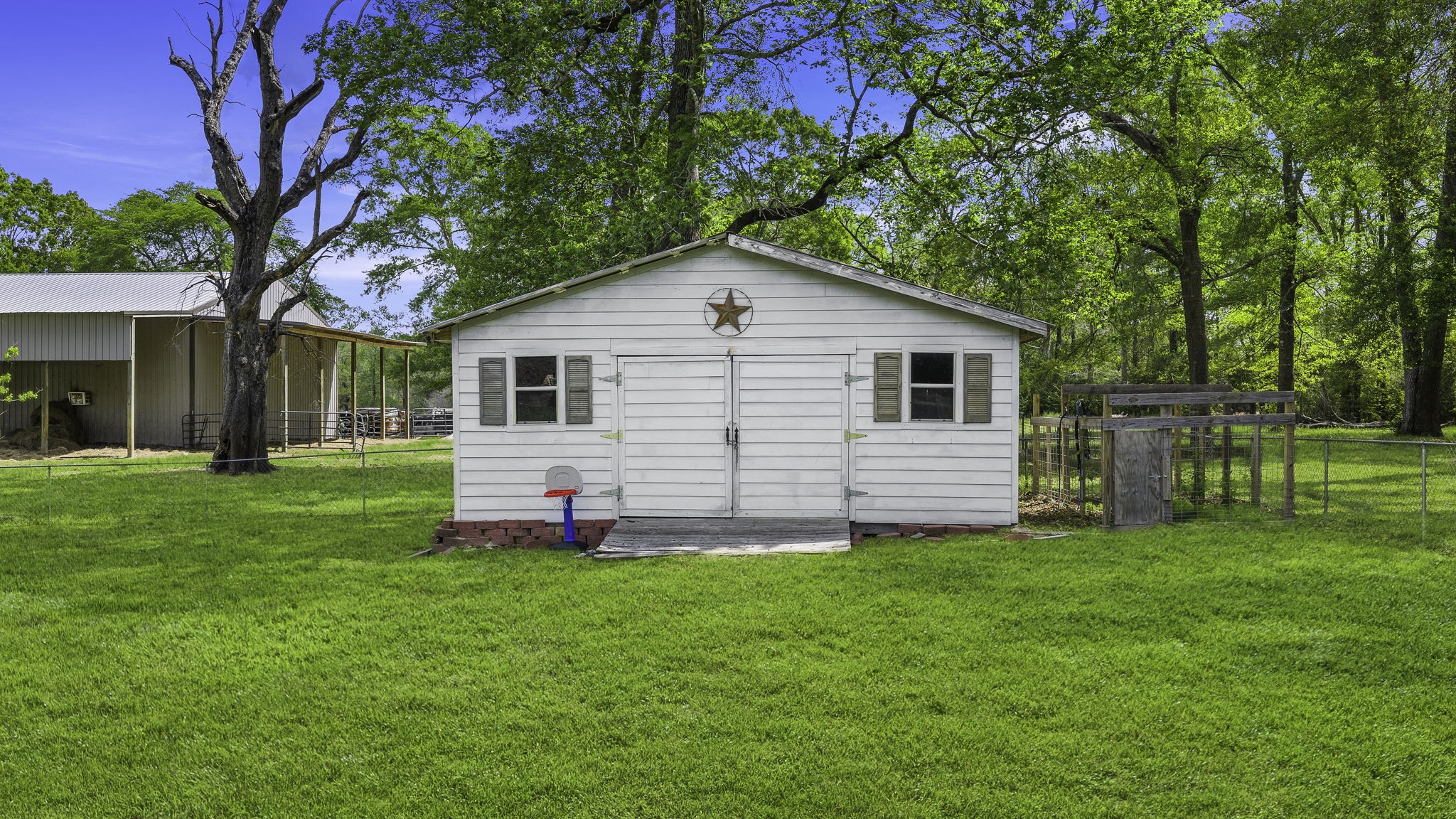 200 Manuel Road Property Photo 13