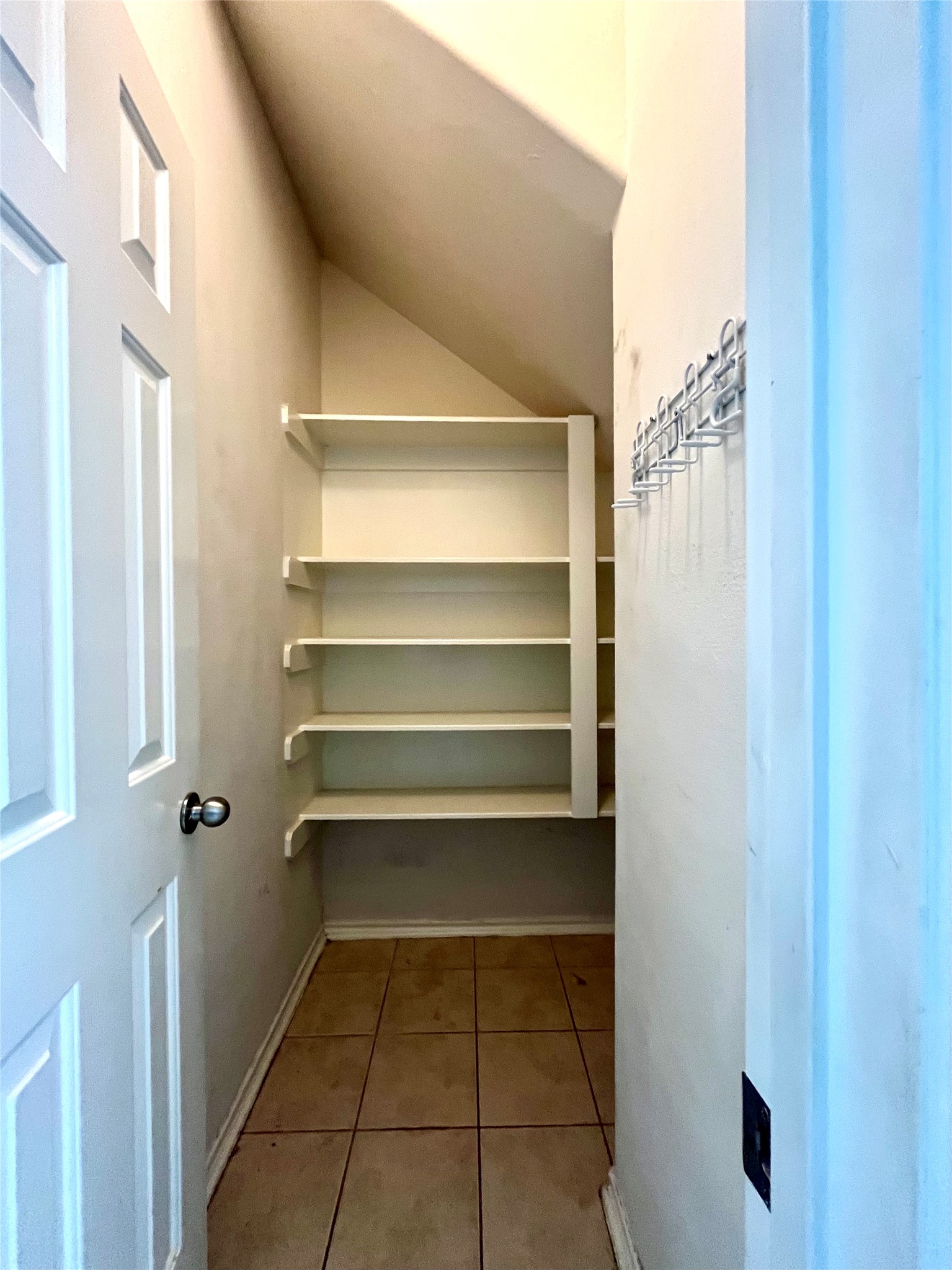 6111 Morningshire Lane Property Photo 11