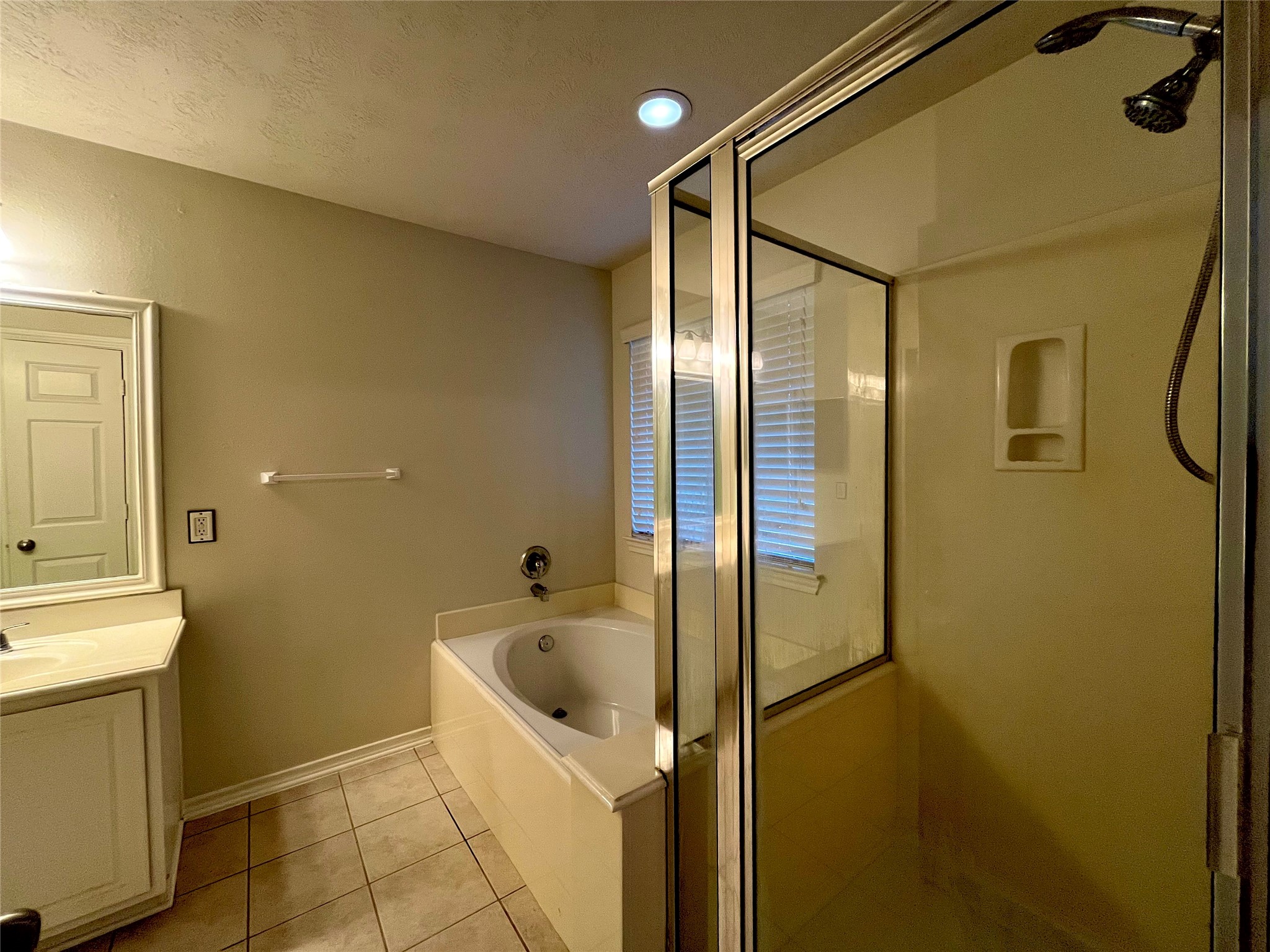 6111 Morningshire Lane Property Photo 19