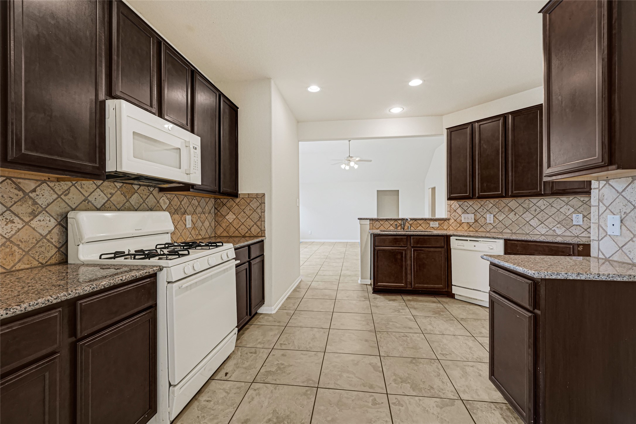 5019 Forest Moss Court Property Photo 12