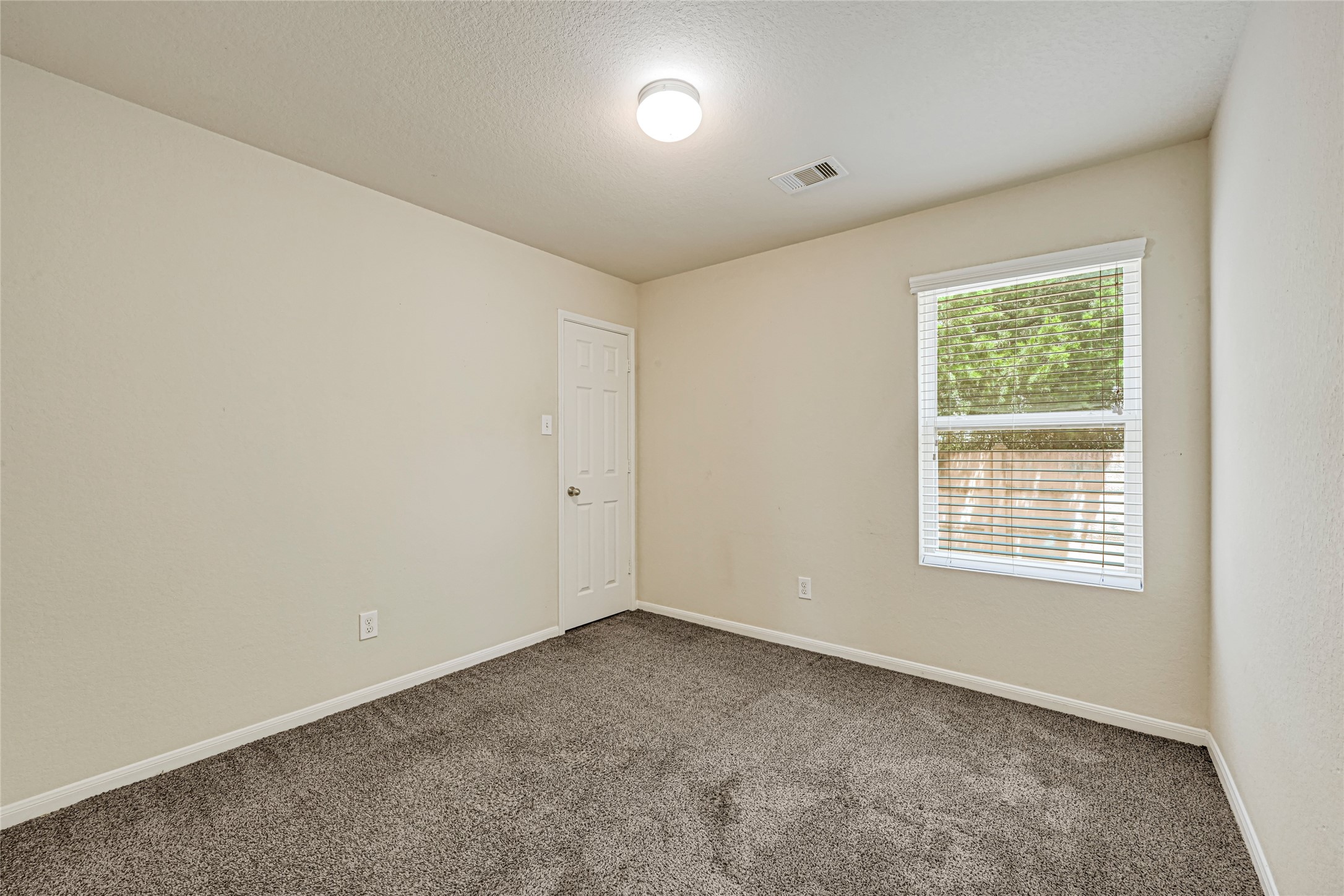 5019 Forest Moss Court Property Photo 19
