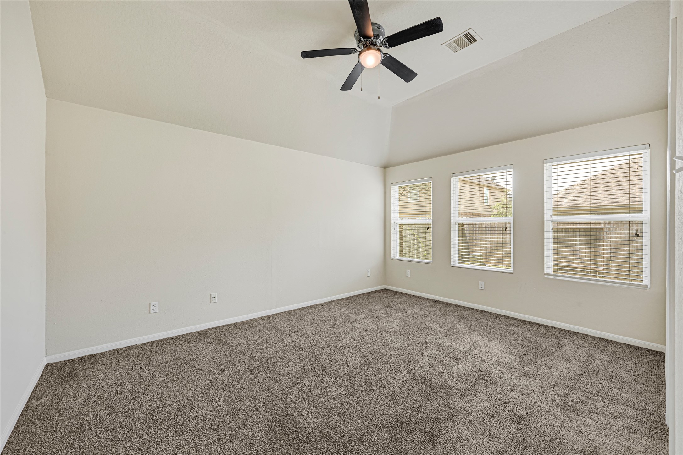 5019 Forest Moss Court Property Photo 20