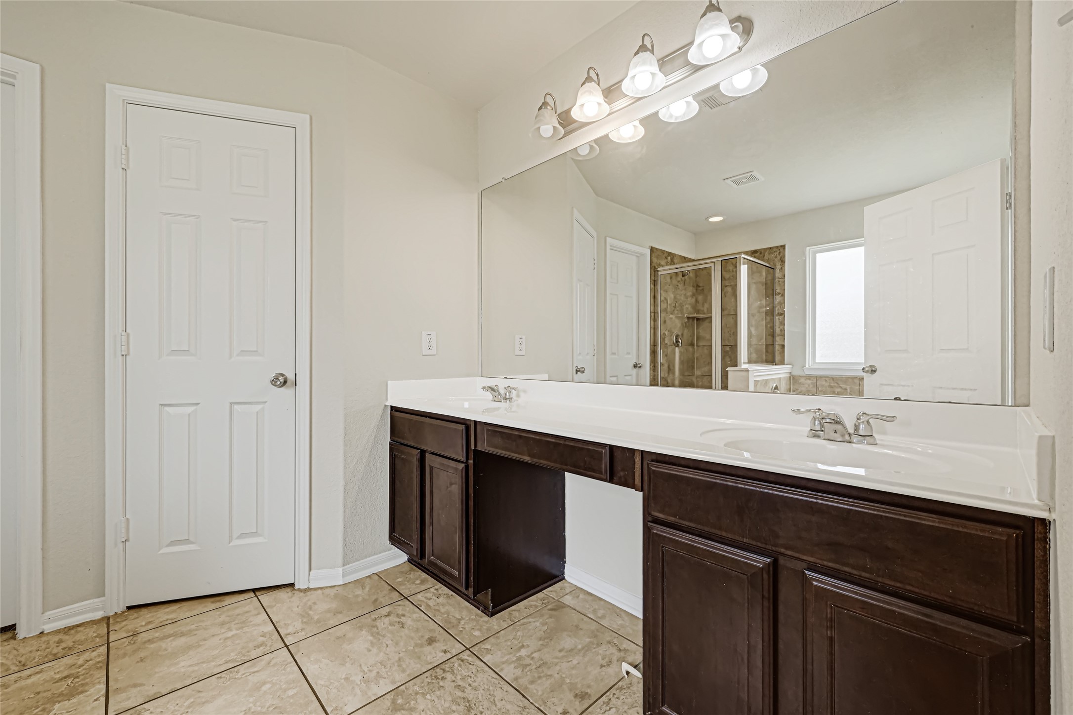 5019 Forest Moss Court Property Photo 22