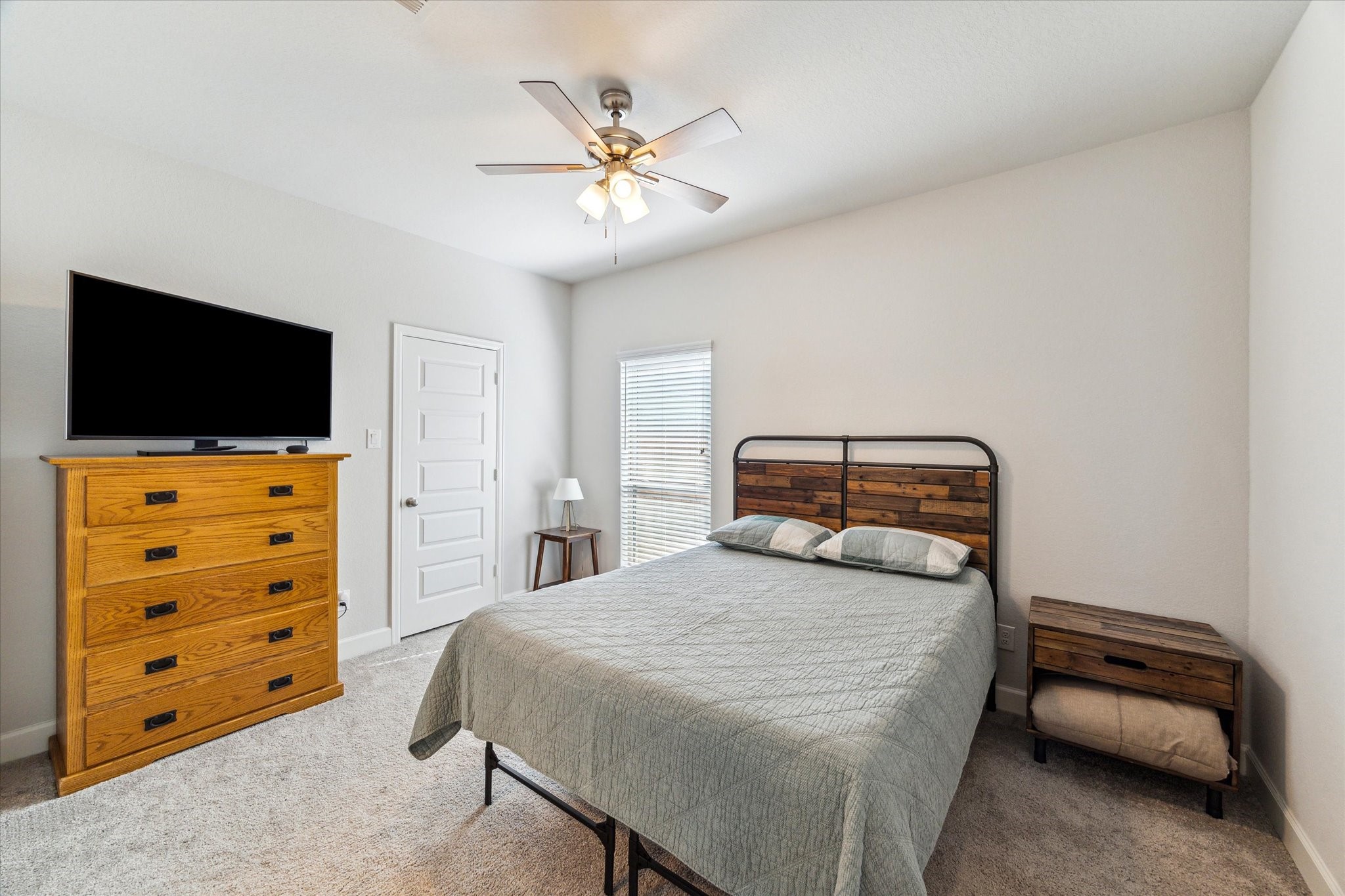 16326 Silver Emperor Street Property Photo 22