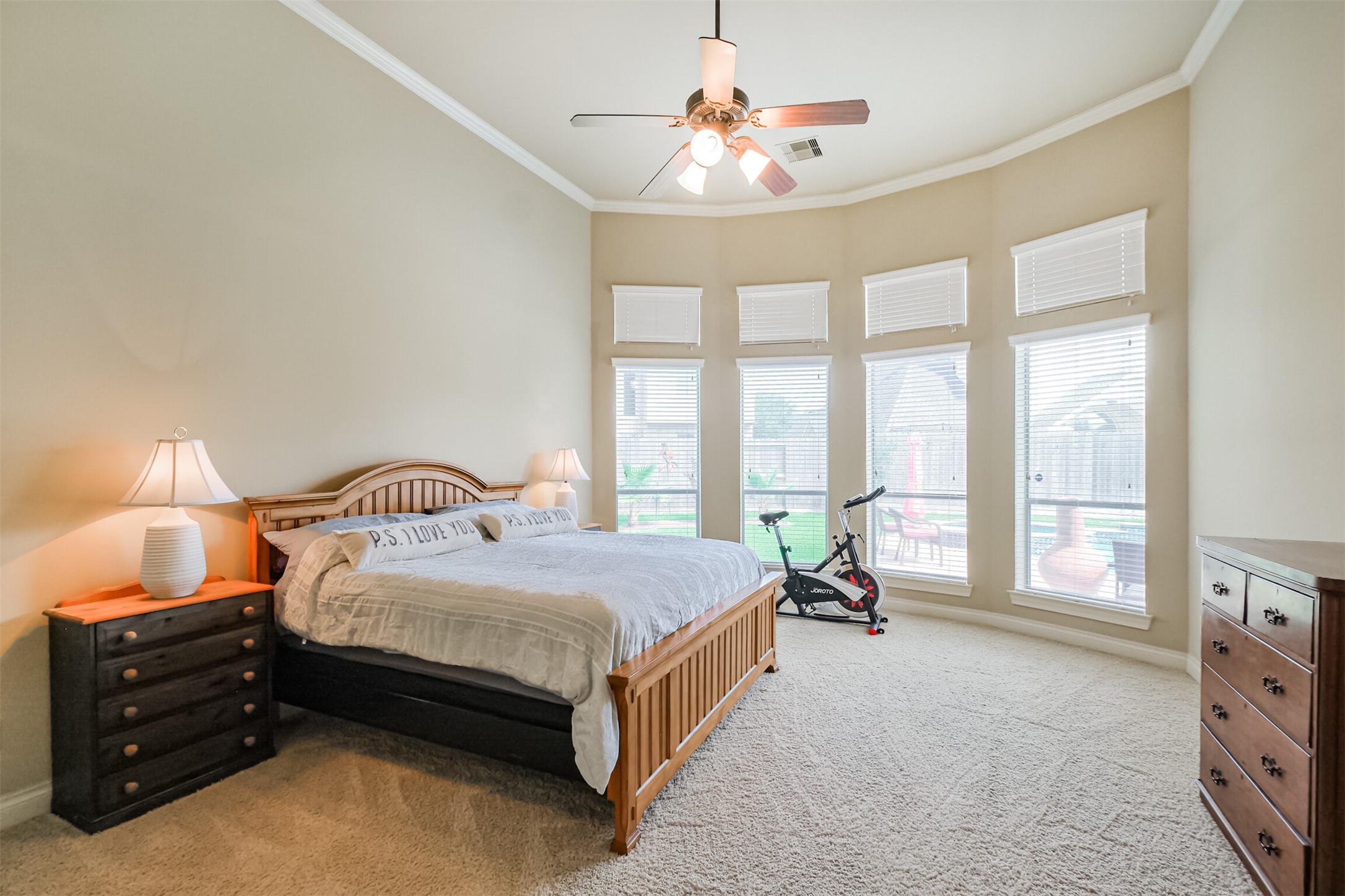 2402 Chesley Park Court Property Photo 11