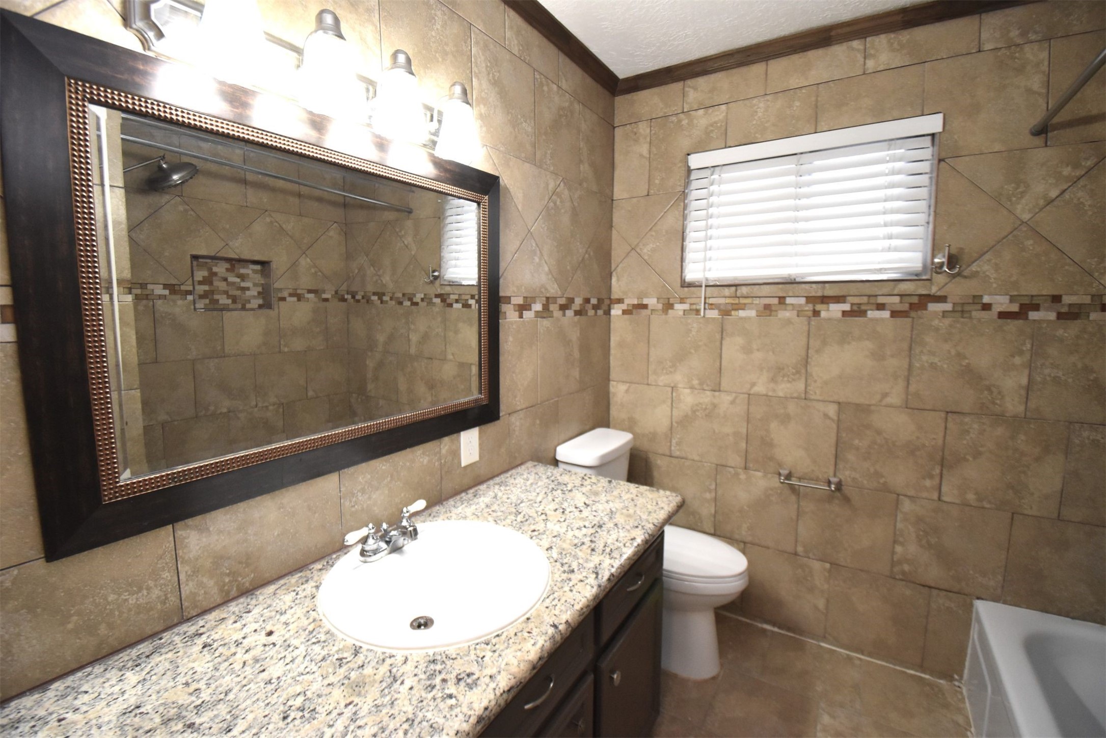 429 Sunset Drive Property Photo 5