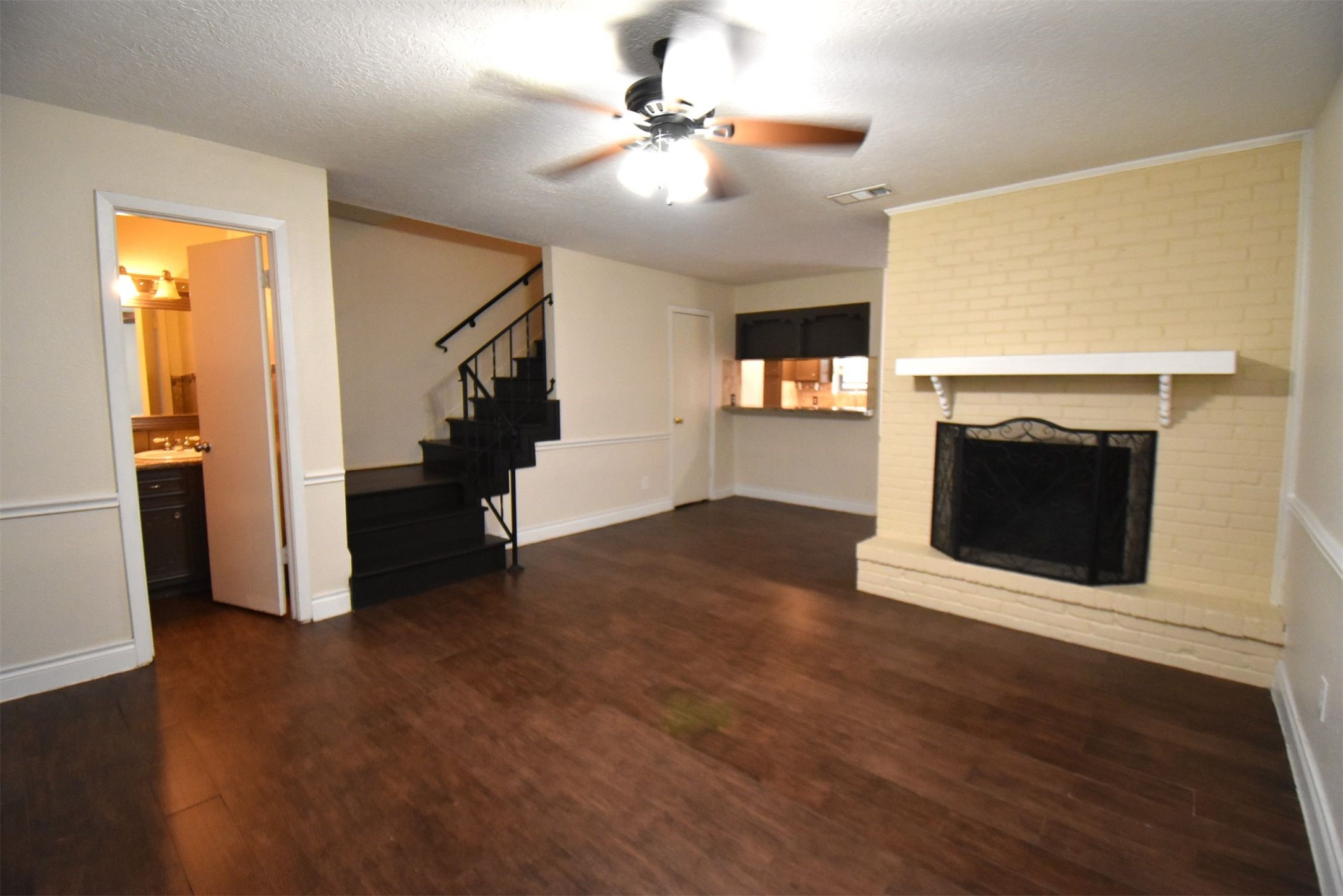 429 Sunset Drive Property Photo 12