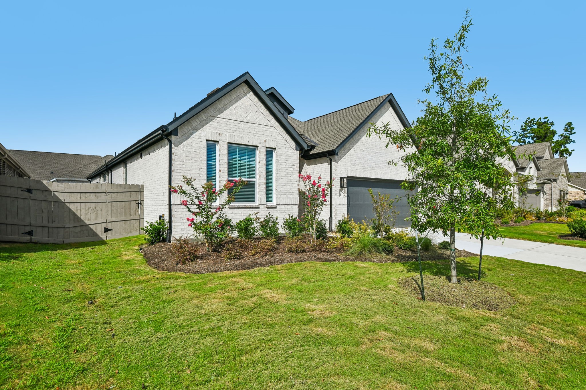 18060 Brennie Bird Lane Property Photo 3