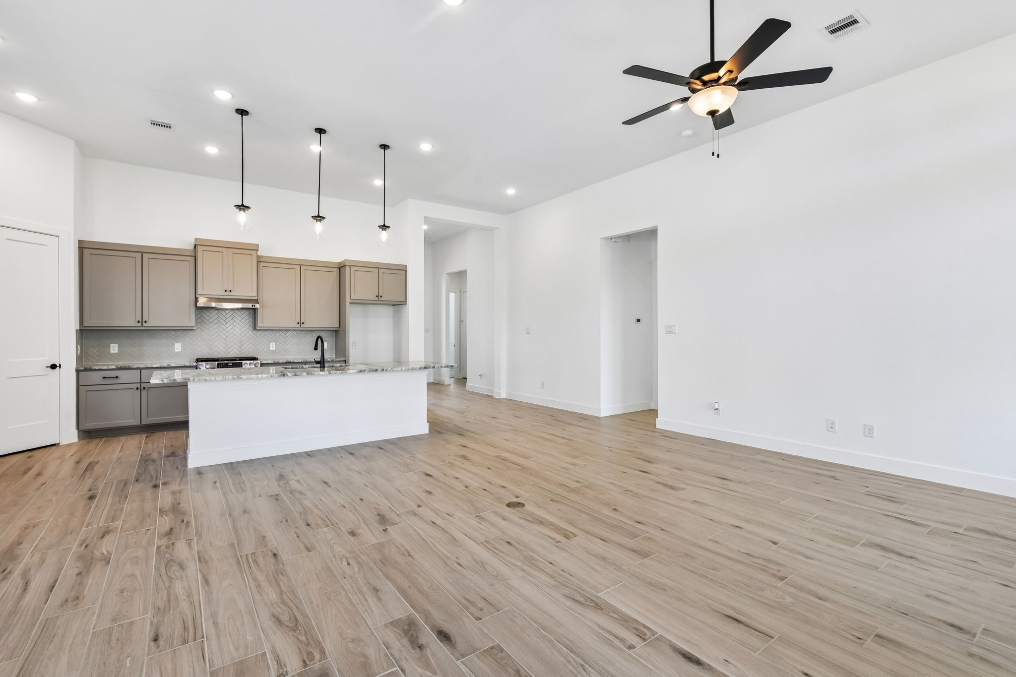 18060 Brennie Bird Lane Property Photo 14