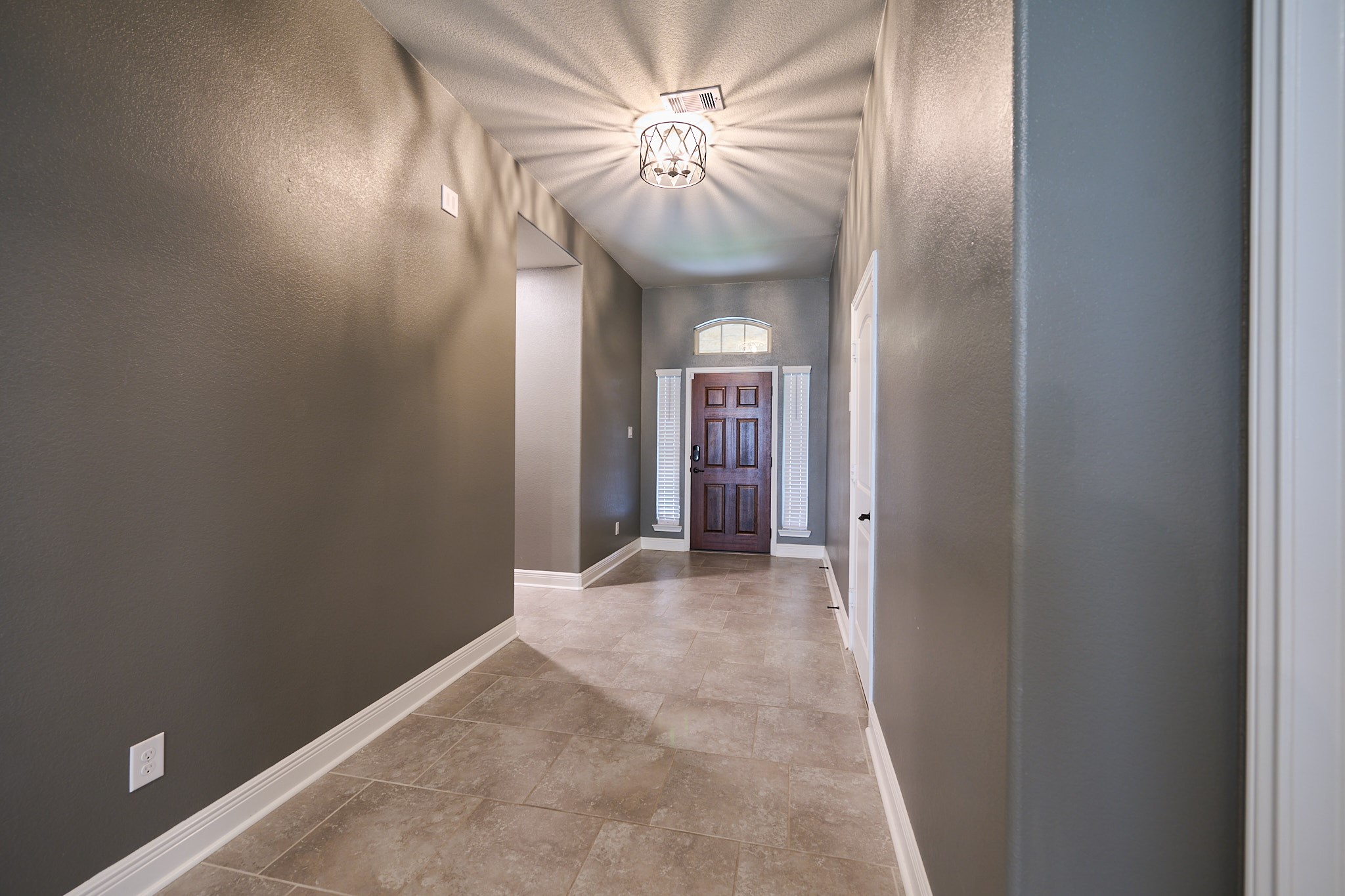 4902 Preserve Park Drive Property Photo 5