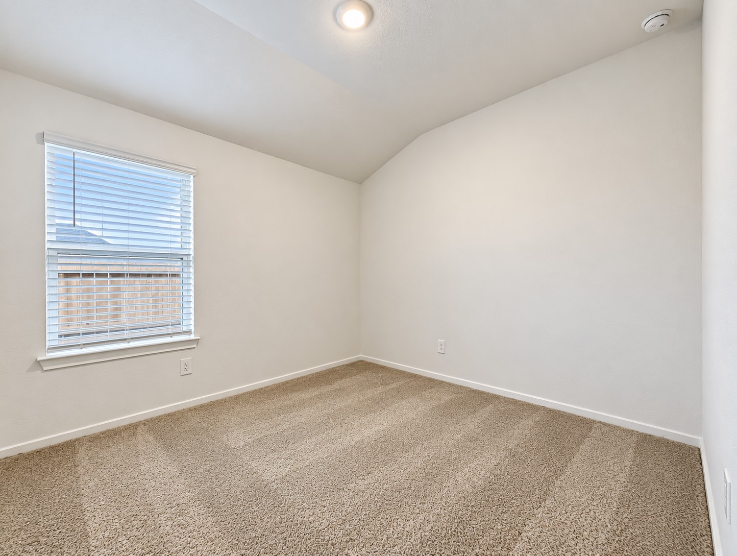 395 Sunrise Ranch Drive Property Photo 18