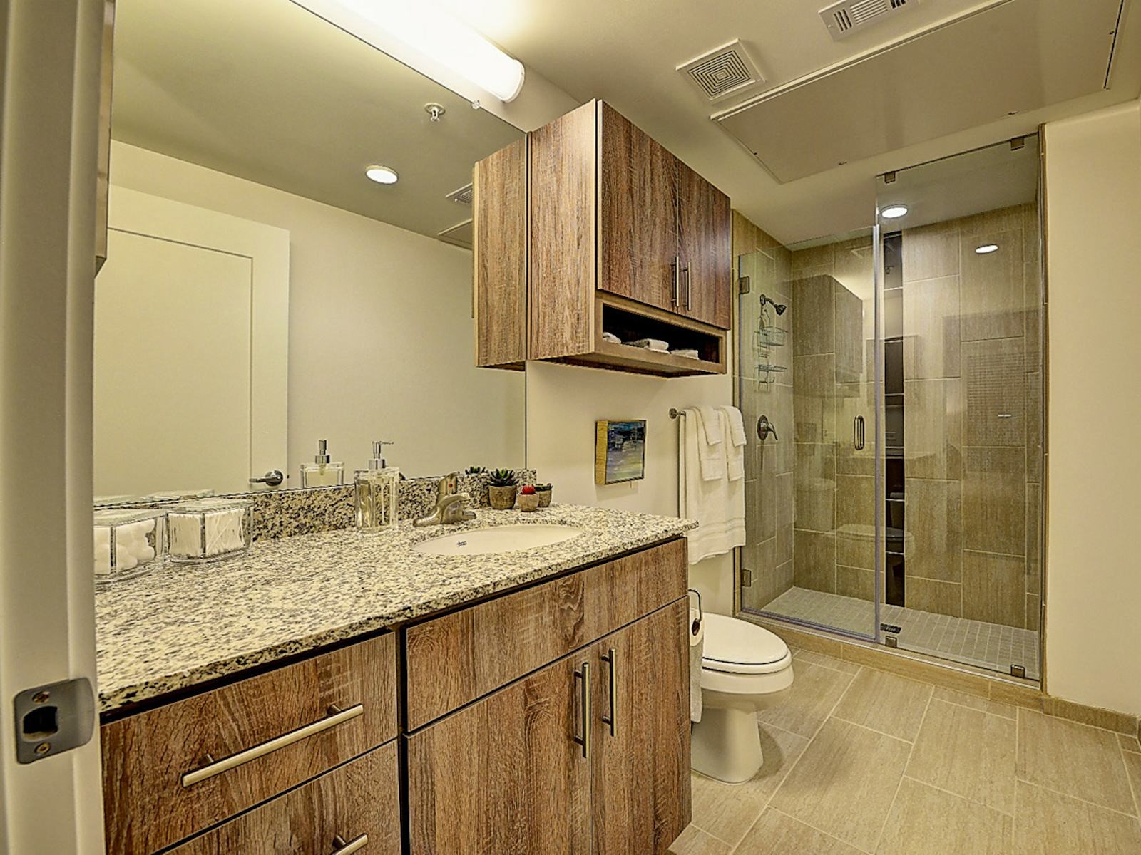 3550 Main Street 5418 Property Photo 8