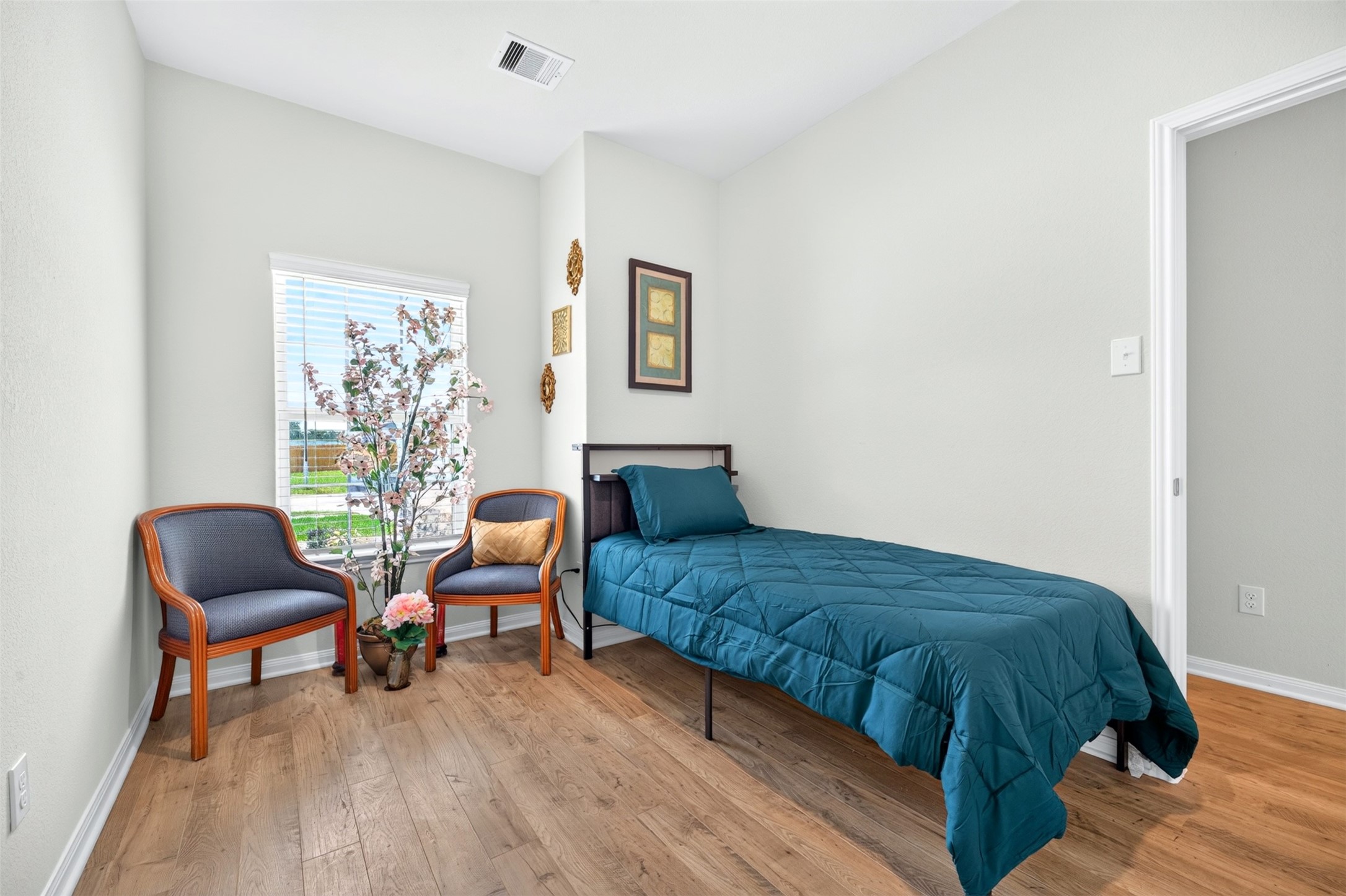 8215 Vanilla Orchid Drive Property Photo 17