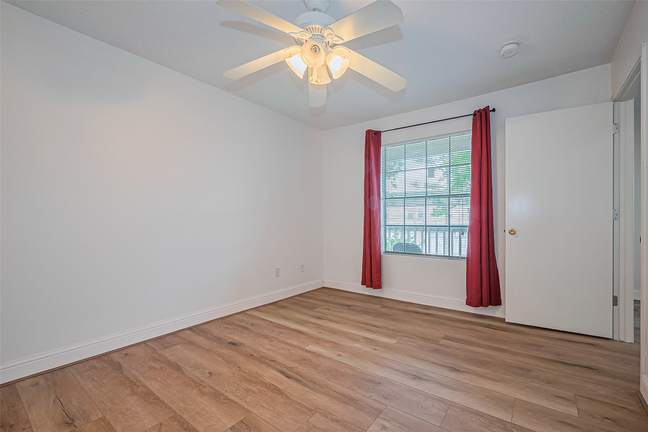 2750 Holly Hall Street 910 Property Photo 23