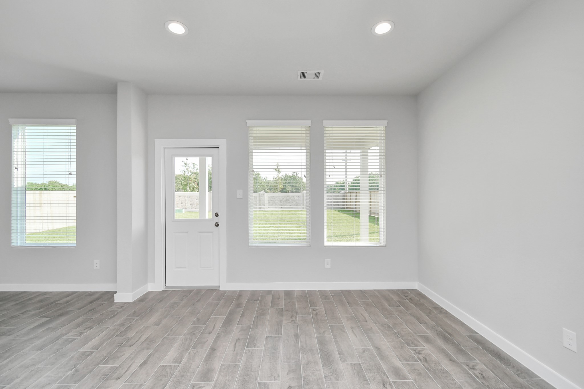 18514 Athena Flower Drive Property Photo 11