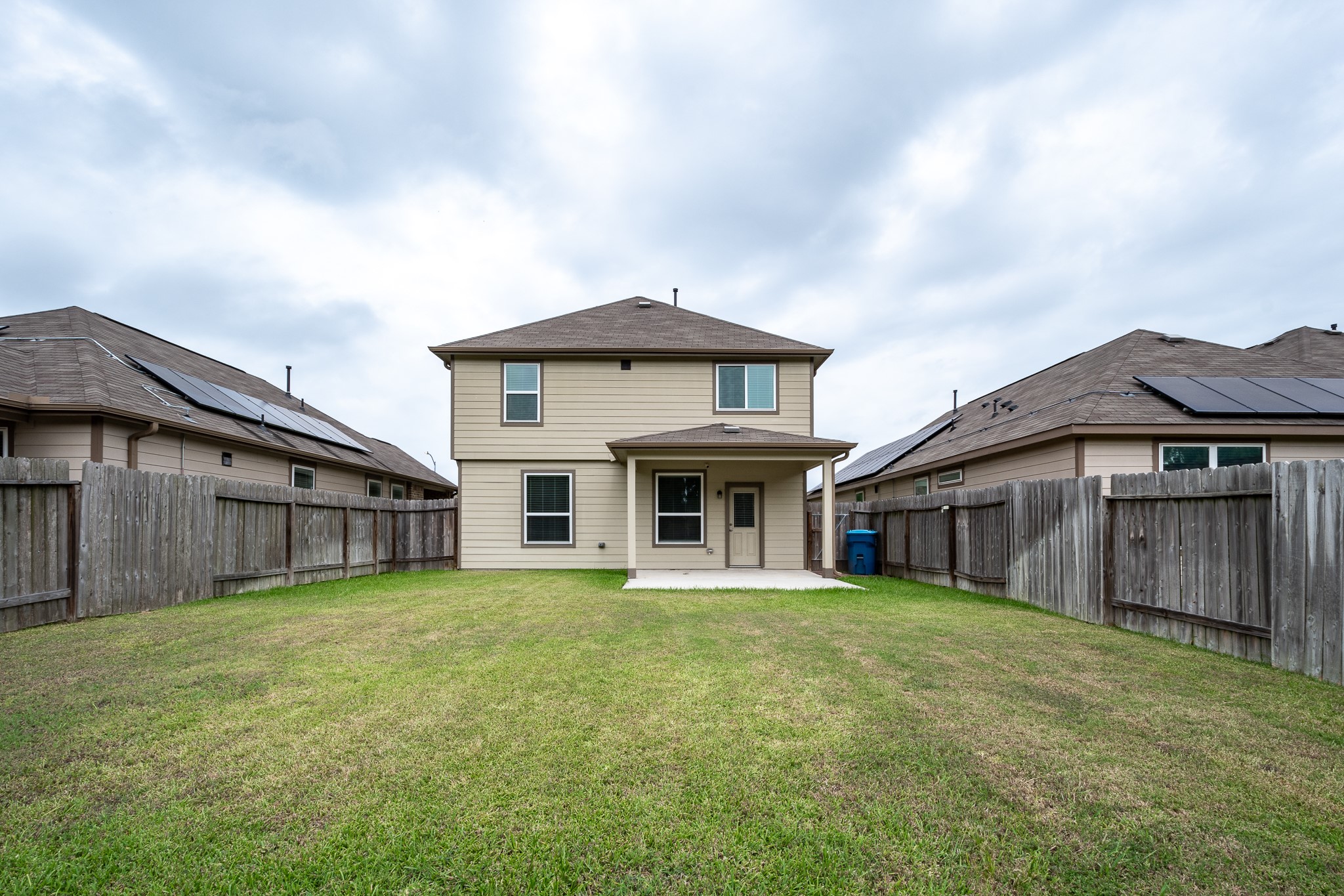 17542 Holroyd Road Property Photo 29