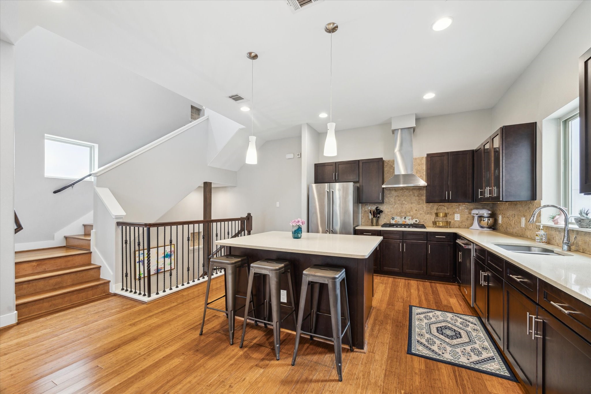 5743 Kansas Street D Property Photo 11