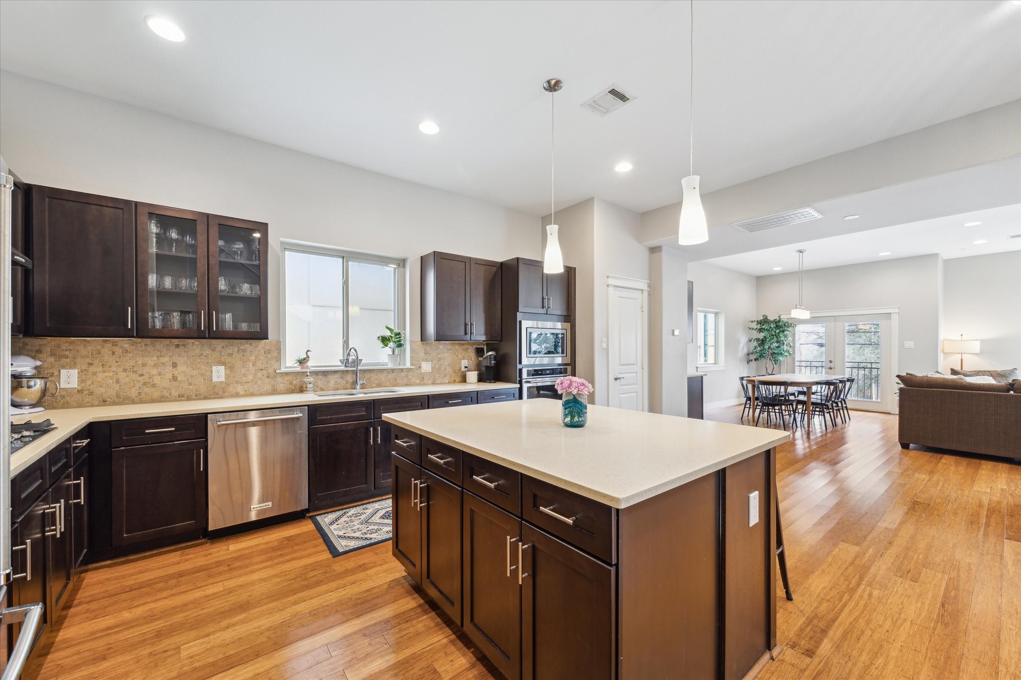5743 Kansas Street D Property Photo 12