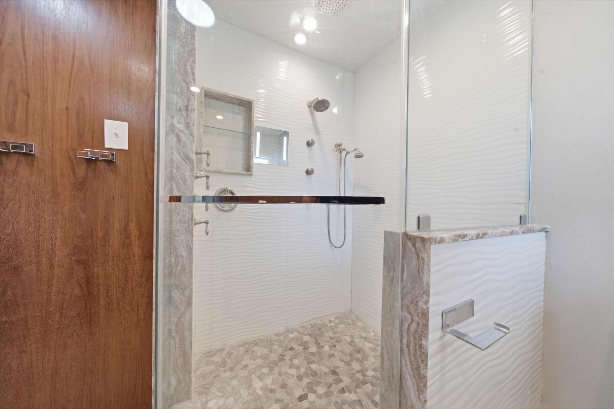 8102 Durklyn Lane Property Photo 25